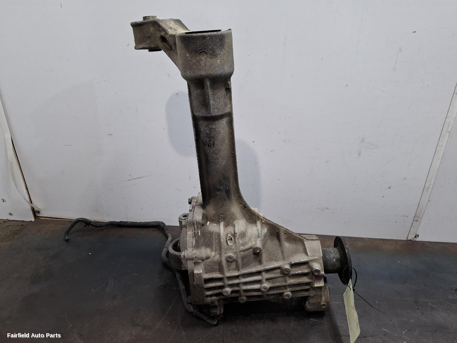 2005-2015 Nissan Navara Differential Centre