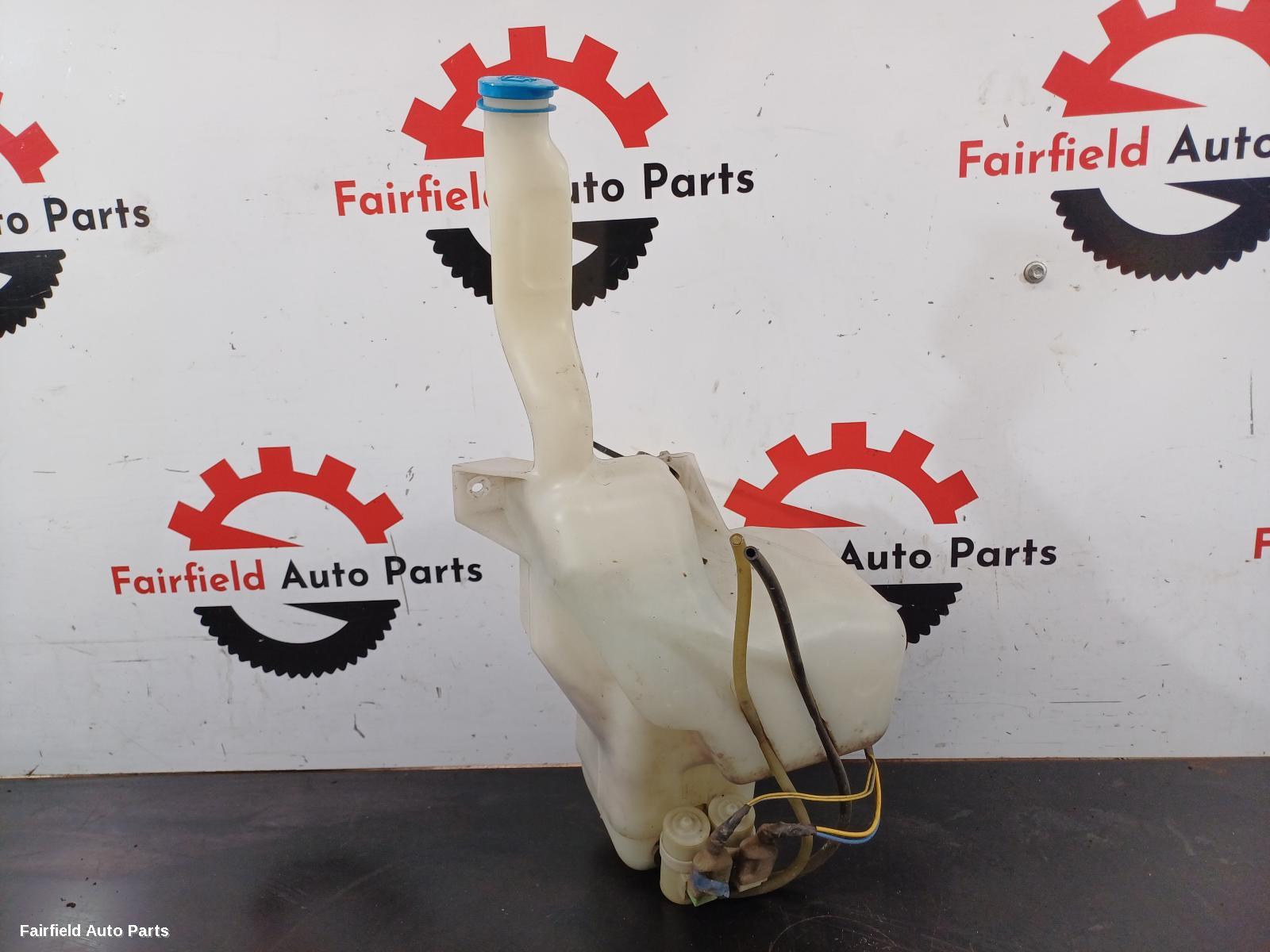 2007-2014 Suzuki Sx4 Washer Bottle