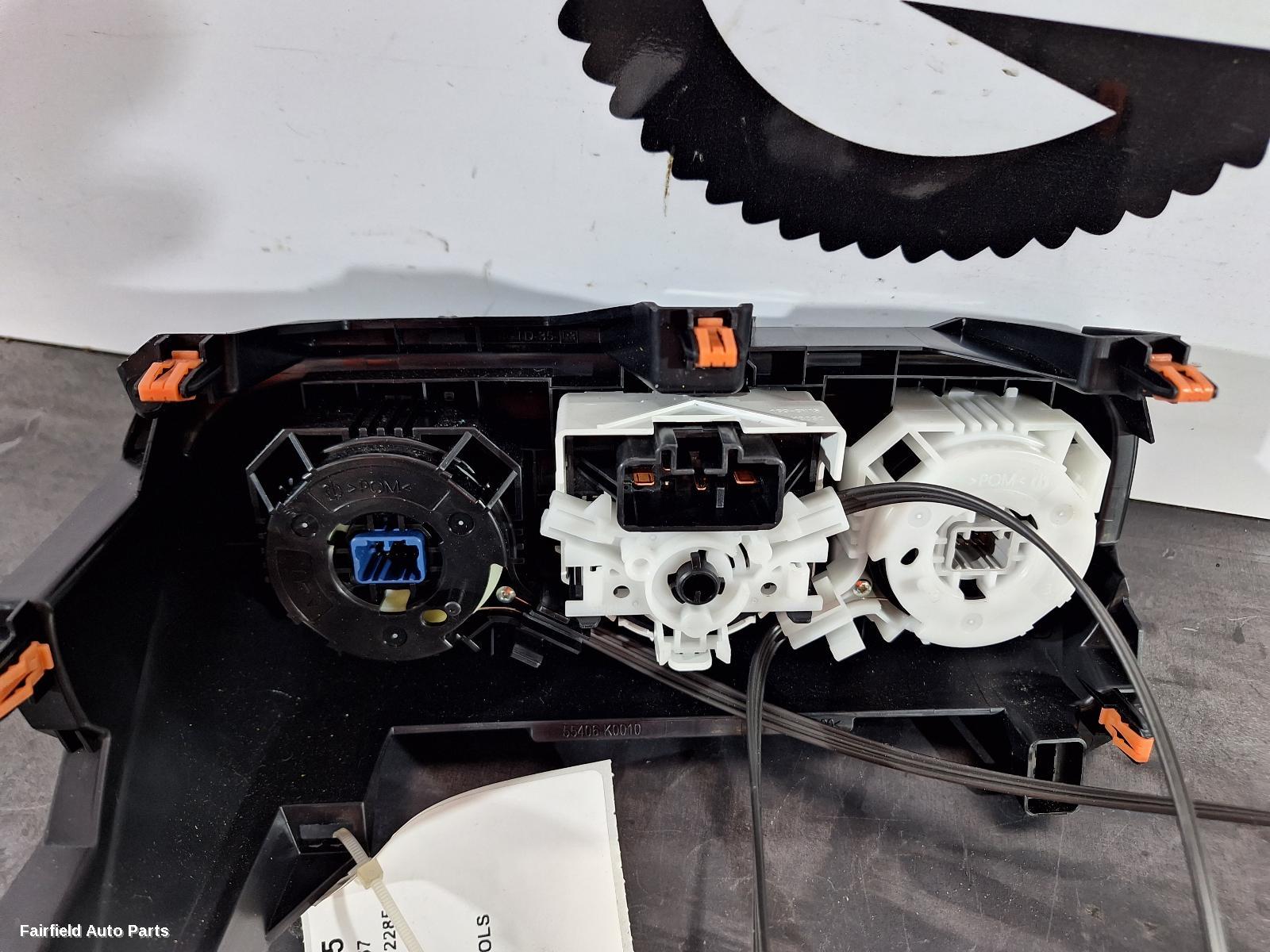 2020-2025 Toyota Yaris Heater Ac Controls