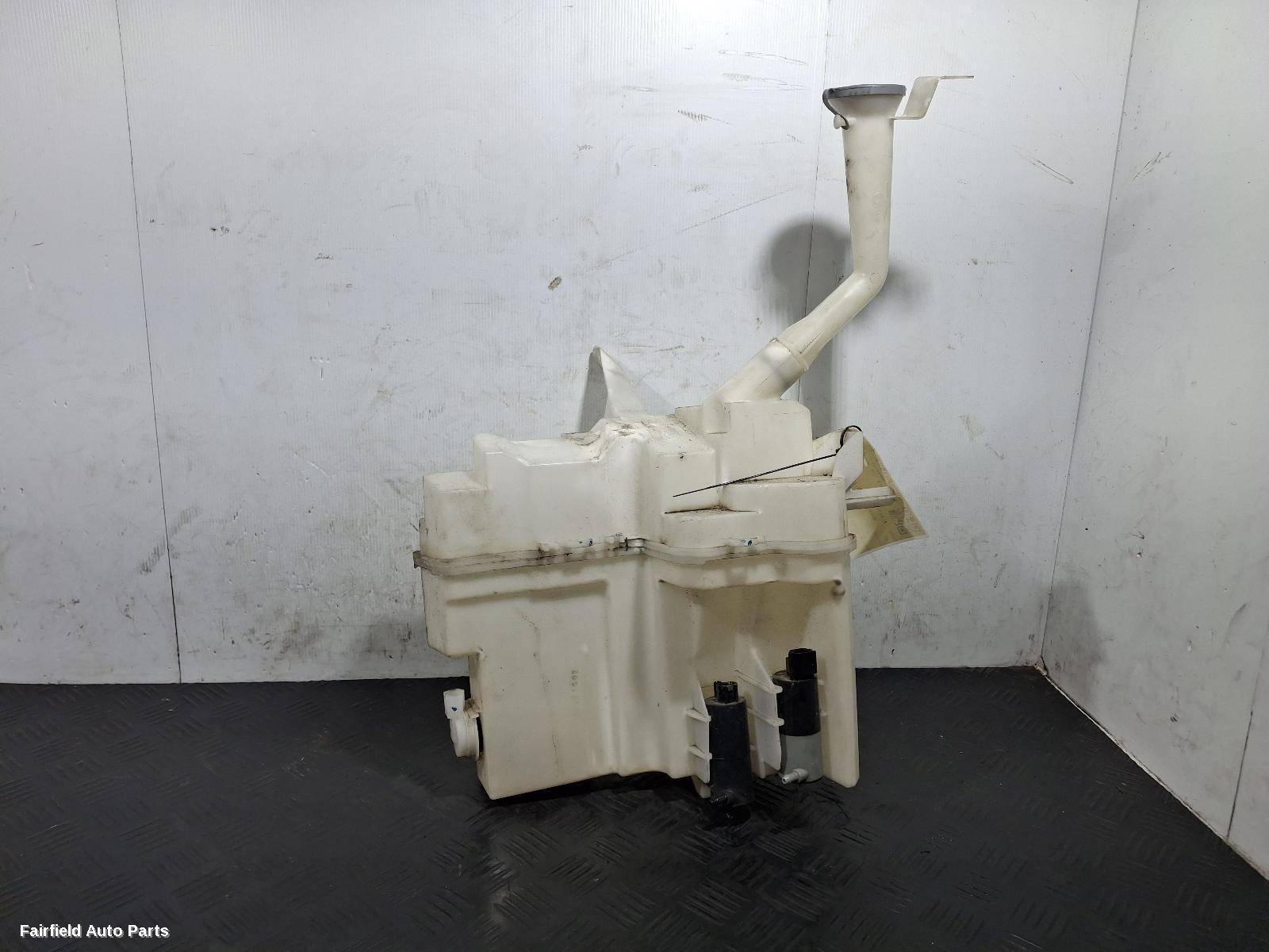 2013-2017 Nissan Altima Washer Bottle
