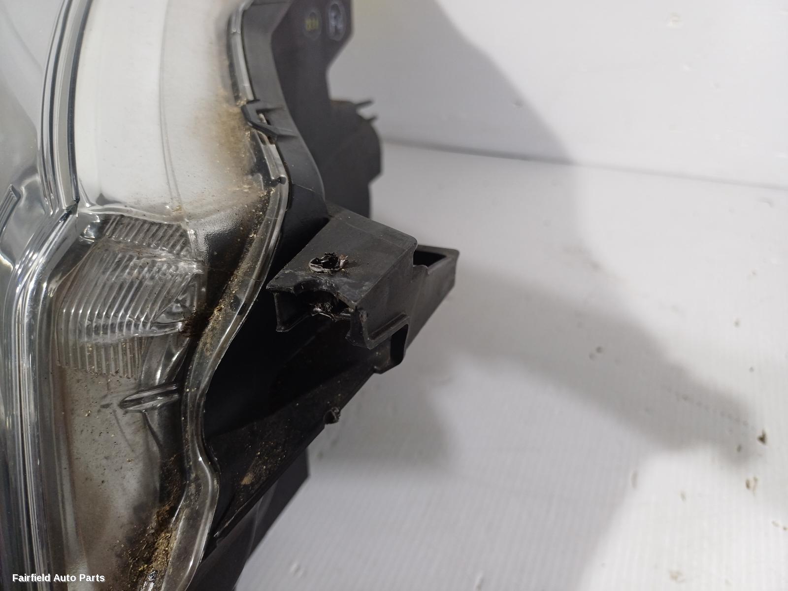 2011-2014 Toyota Yaris Right Headlamp