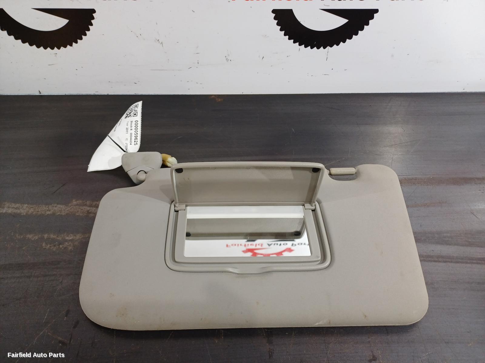 2007-2013 Nissan Xtrail Sunvisor