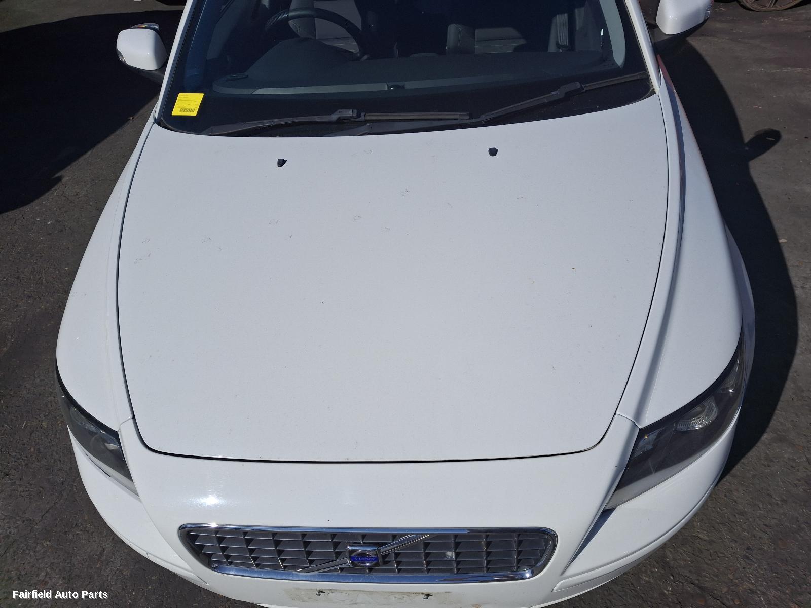 2004-2012 Volvo S40 Left Front Door