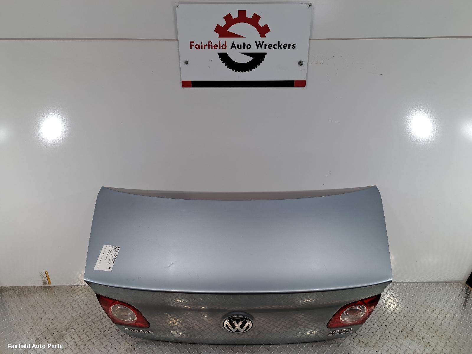 2006-2010 Volkswagen Passat Bootlid Tailgate