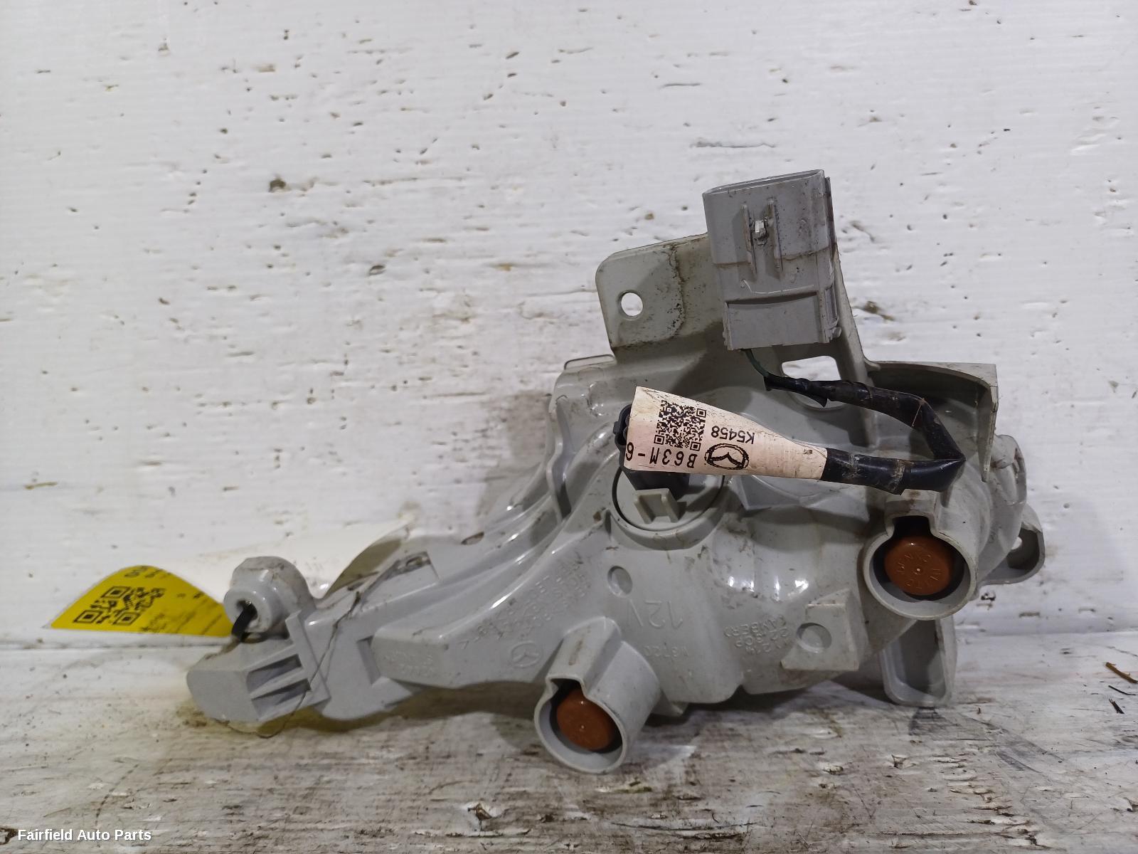 2016-2019 Mazda 3 Right Indicator Fog Side