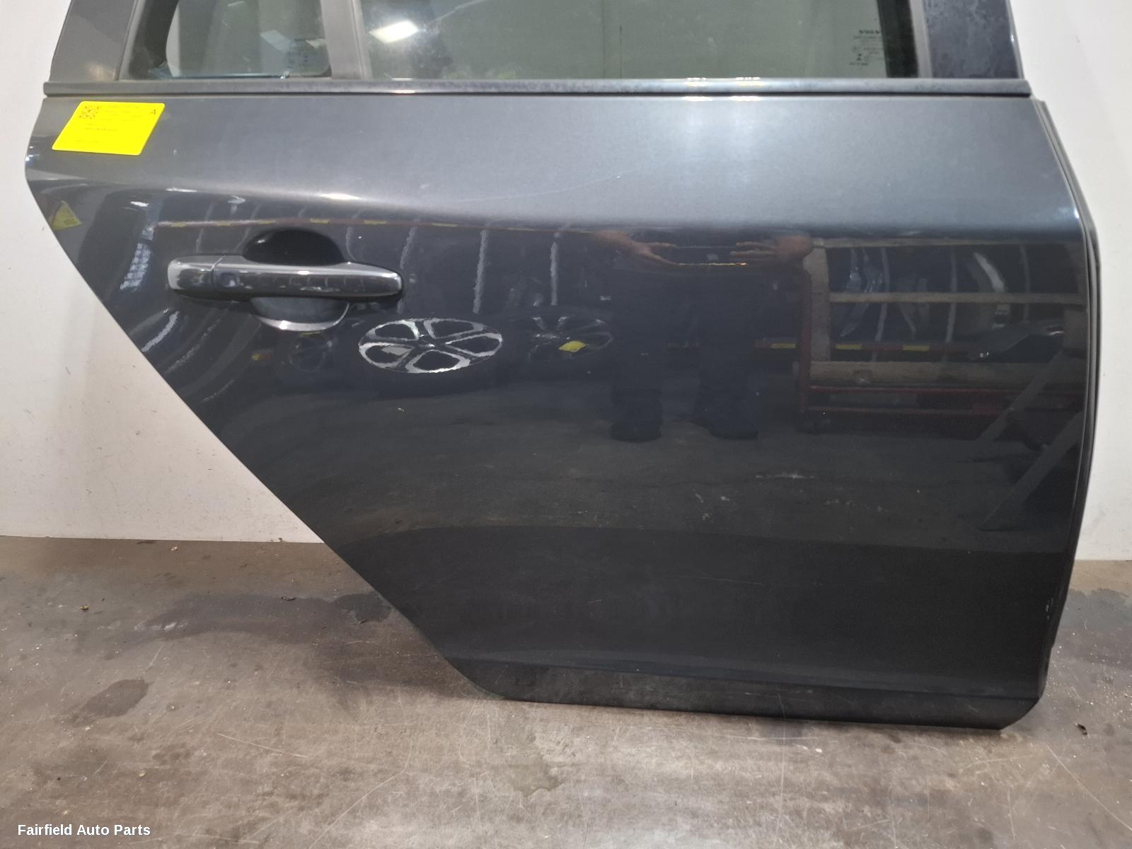 2011-2018 Volvo S60/v60 Right Rear Door Sliding