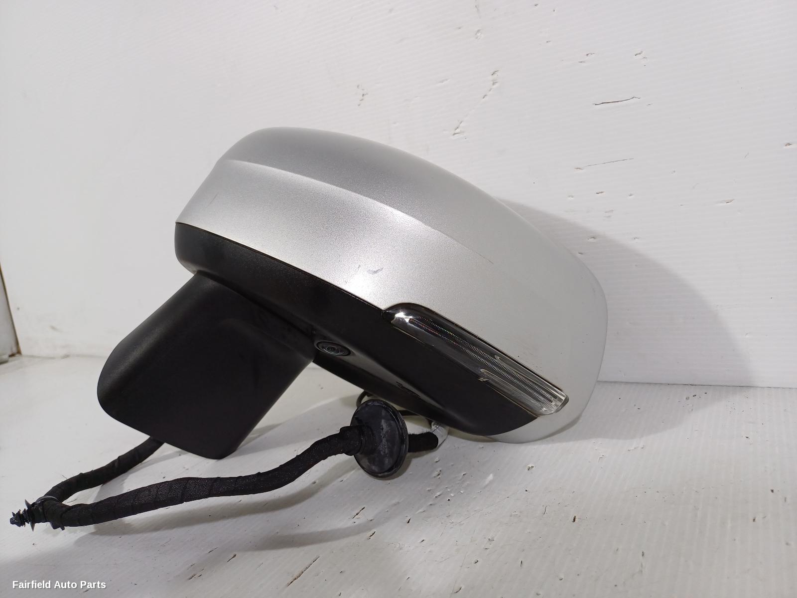 2017-2021 Volvo Xc60 Left Door Mirror