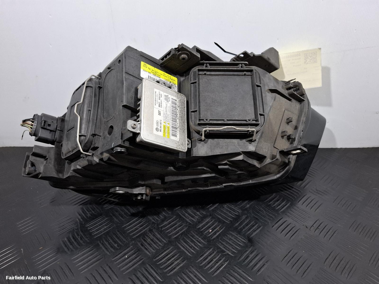 2008-2012 Audi Q5 Right Headlamp