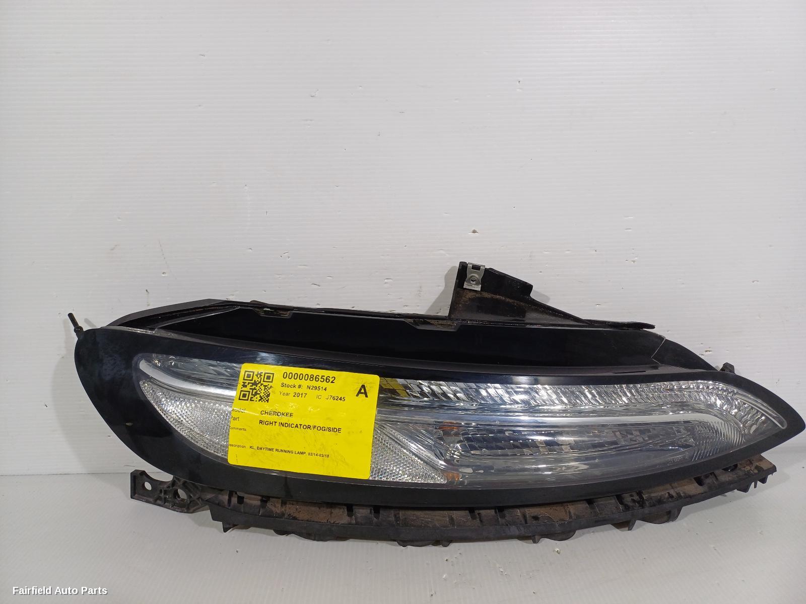 2014-2018 Jeep Cherokee Right Indicator Fog Side