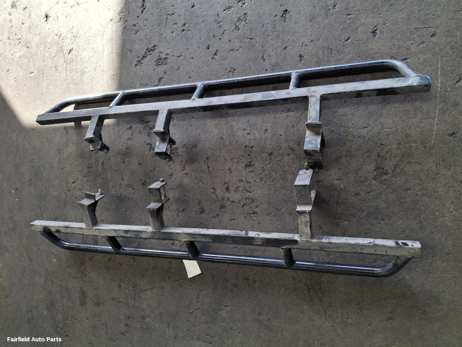 2010-2022 Volkswagen Amarok Side Step Skirt