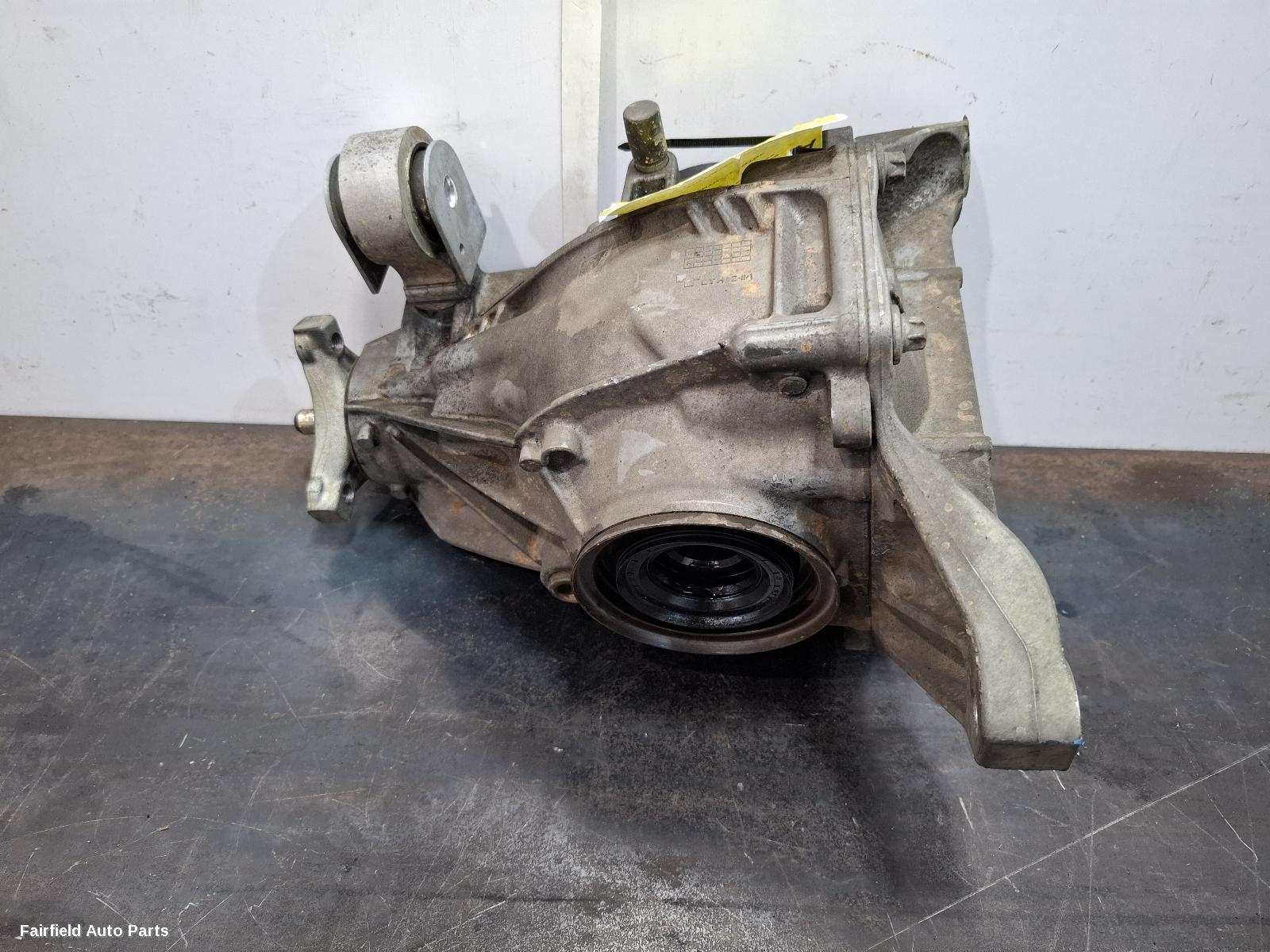 2014-2018 Mercedes C Class Differential Centre