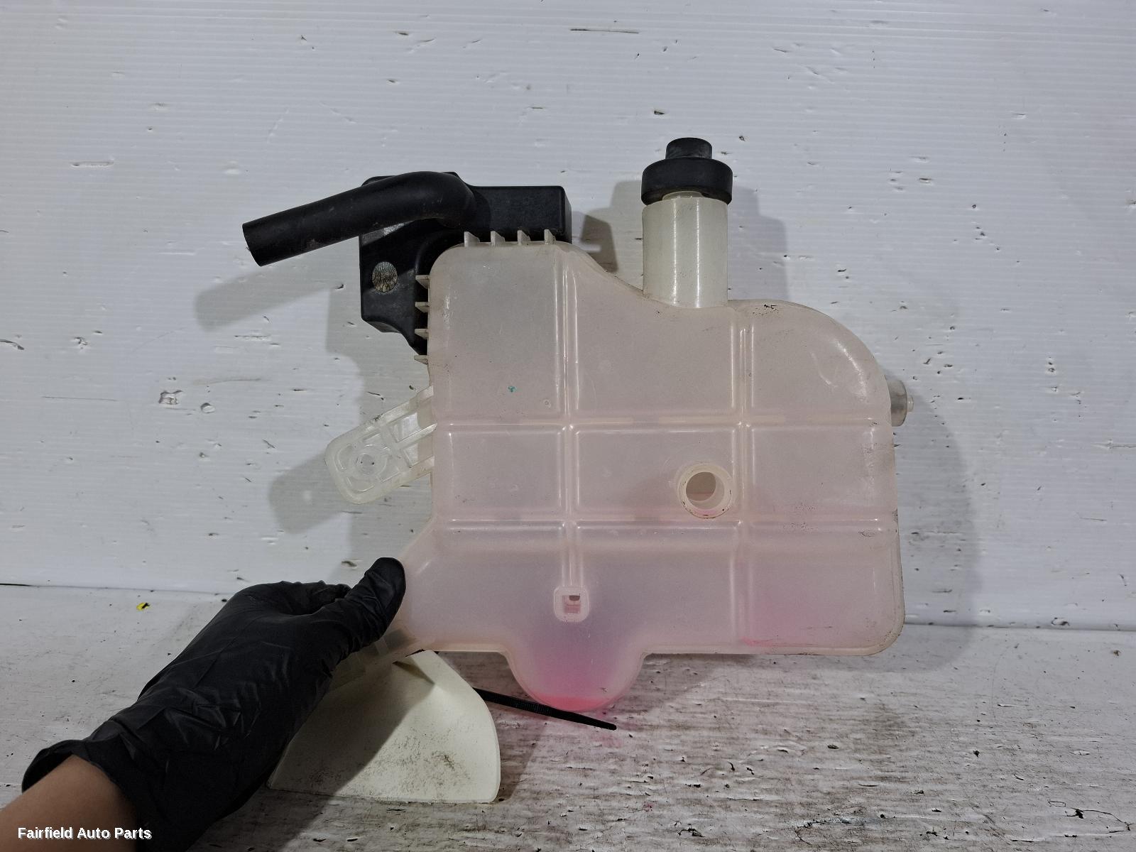 2021-2026 Ldv Deliver 9 Overflow Bottle
