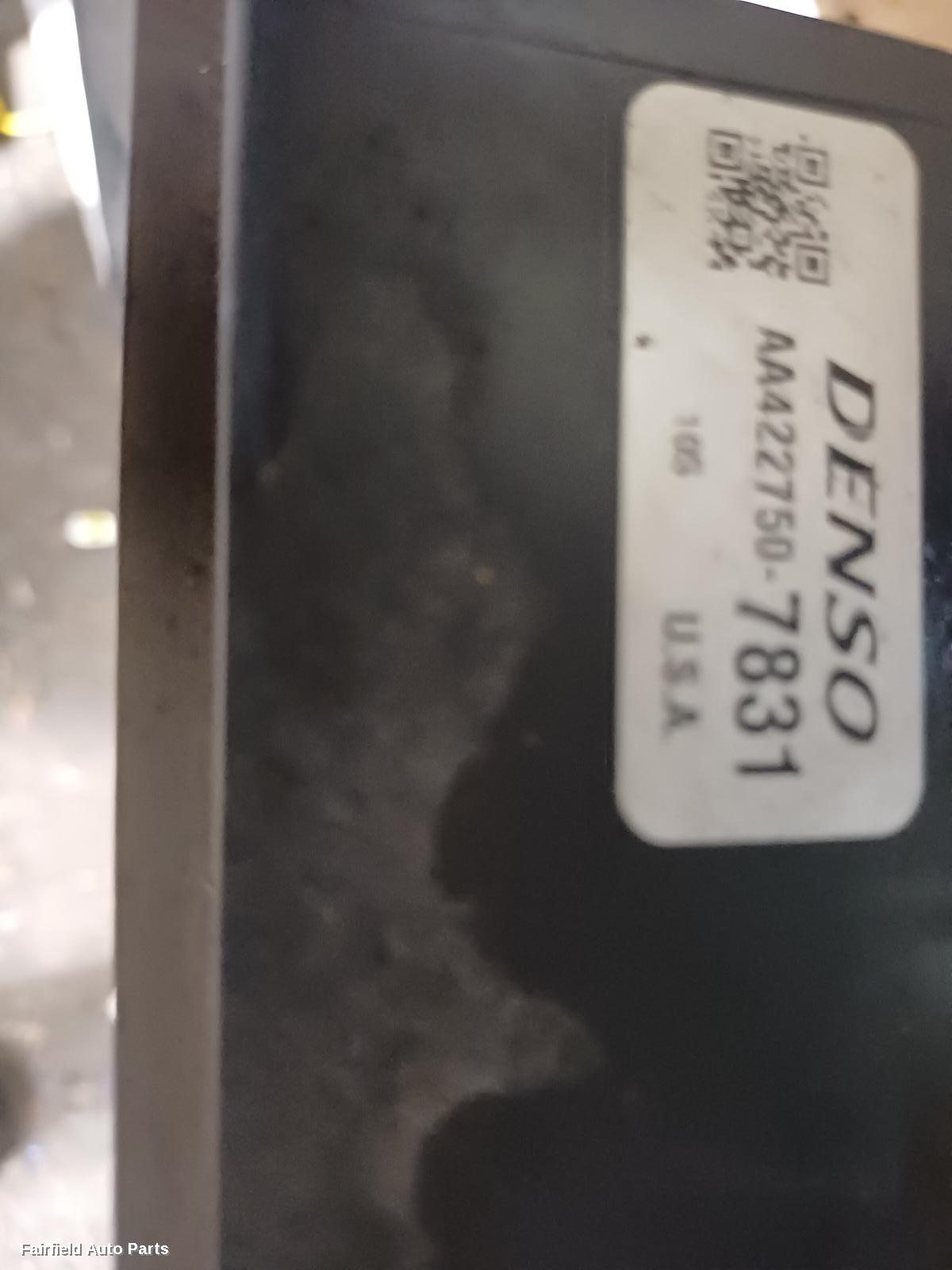 2013-2021 Toyota Kluger Fan