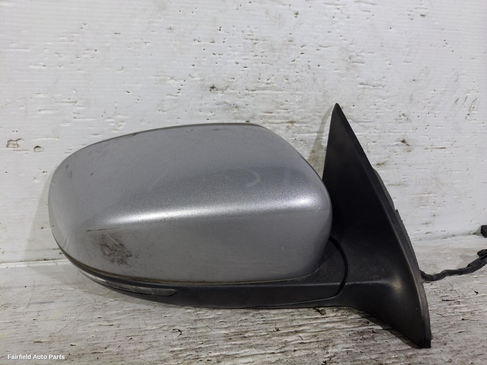 2014-2018 Jeep Cherokee Right Door Mirror