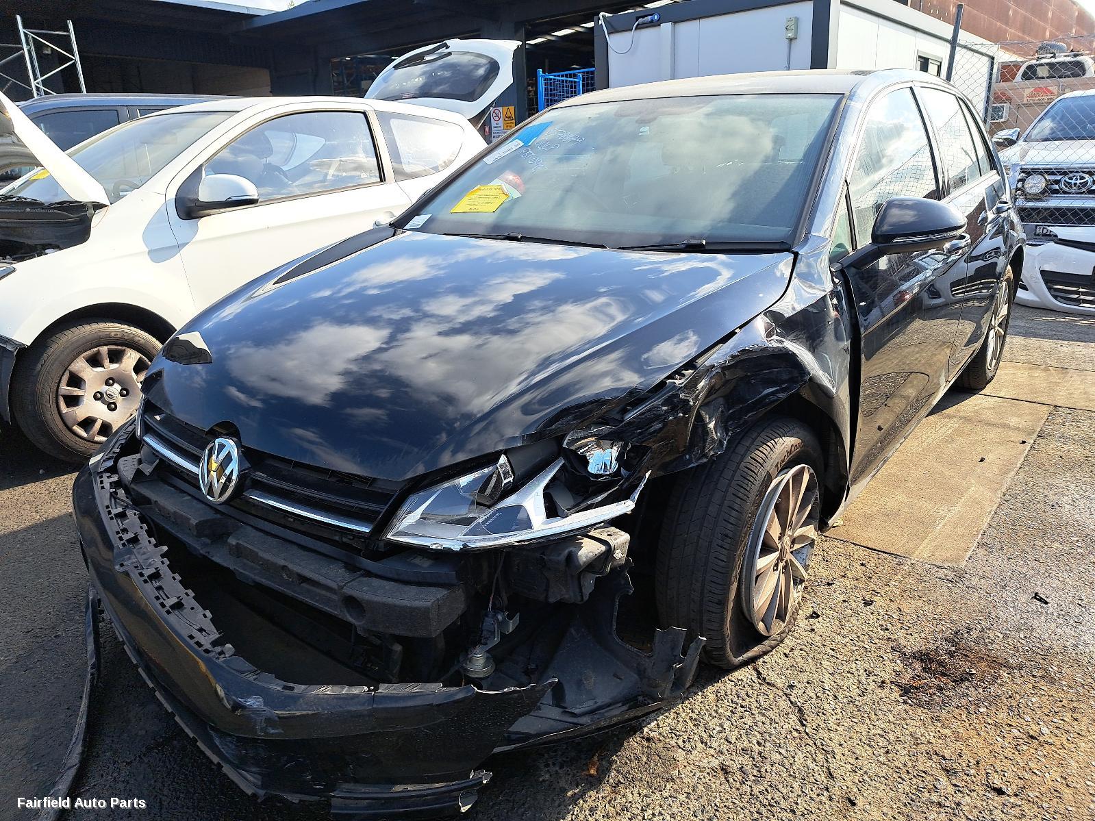 2017-2020 Volkswagen Golf Right Door Mirror