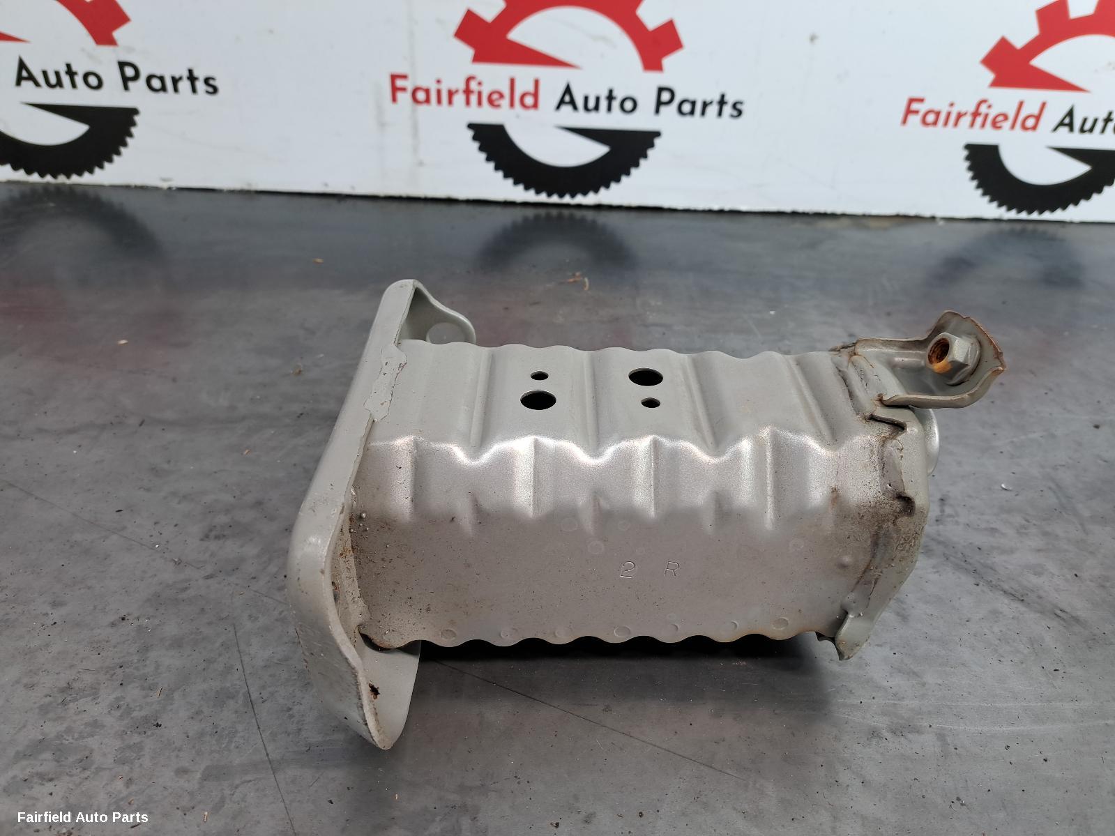 2014-2019 Toyota Yaris F Bar Reinforc Brack