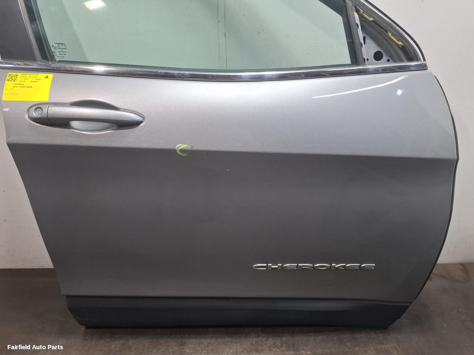 2014-2022 Jeep Cherokee Right Front Door