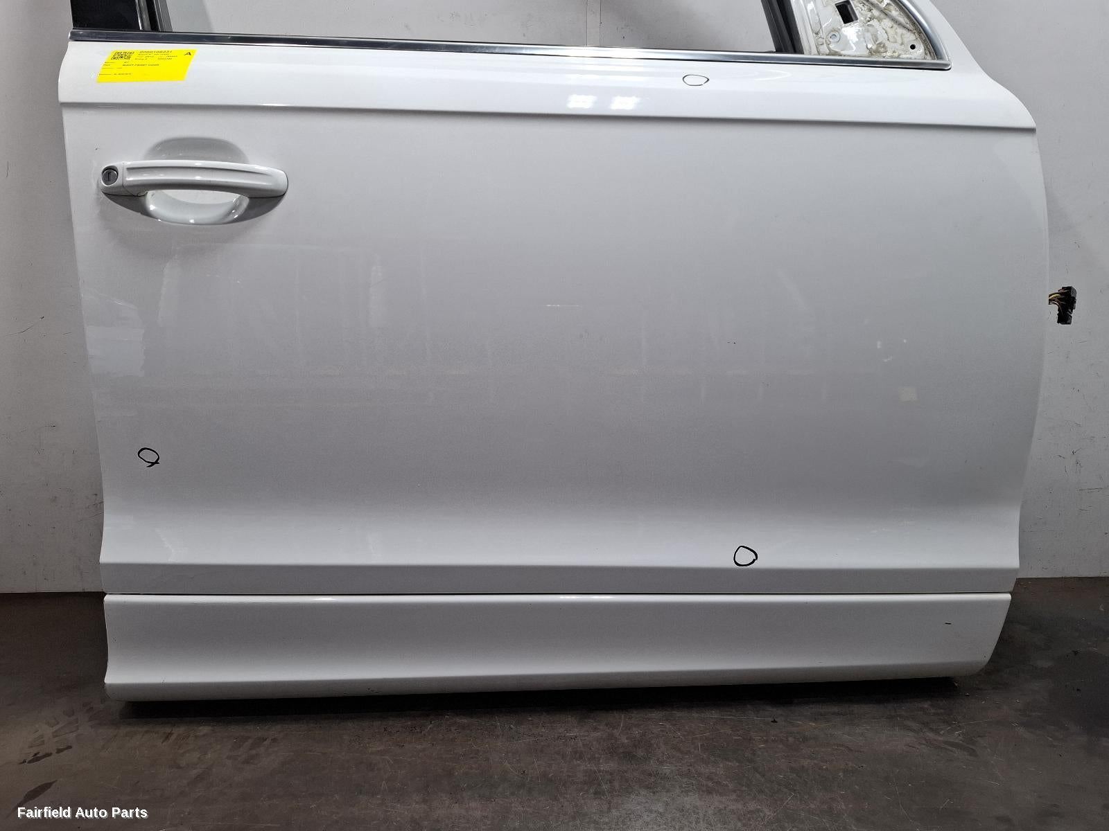 2006-2015 Audi Q7 Right Front Door
