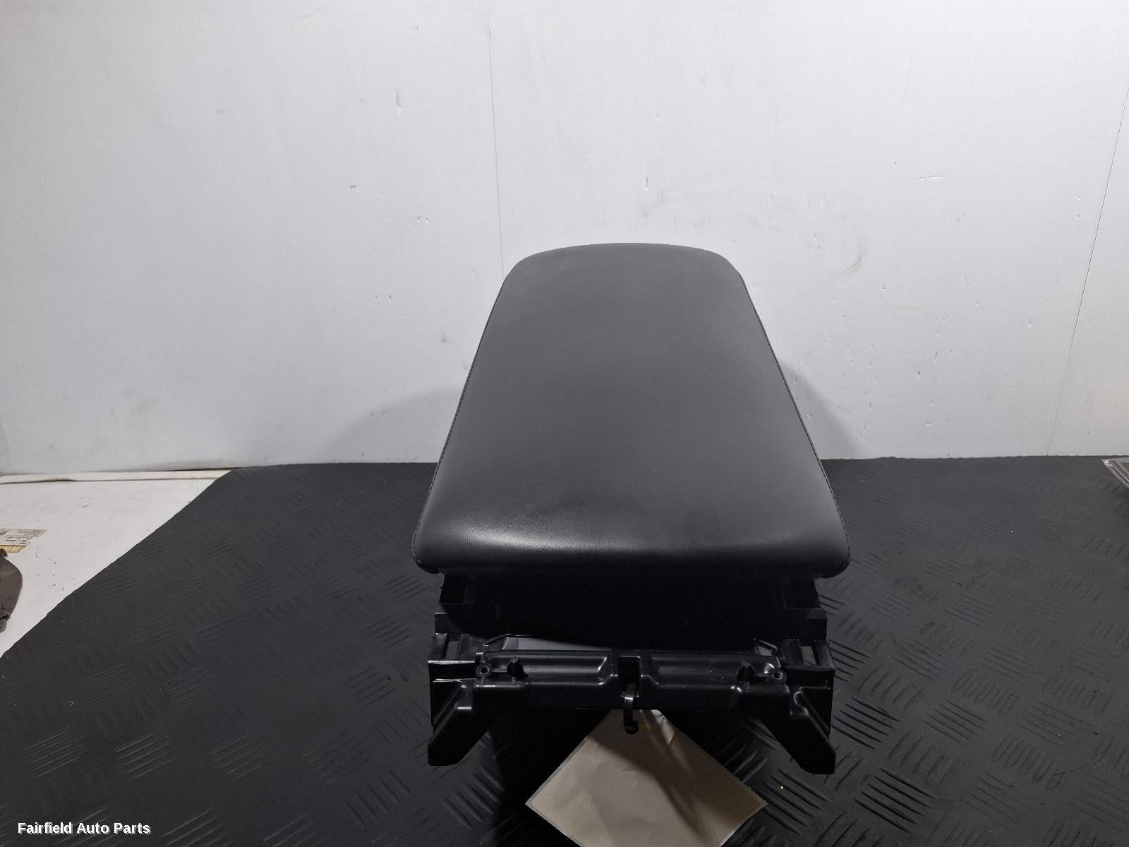2019-2026 Mazda 3 Console