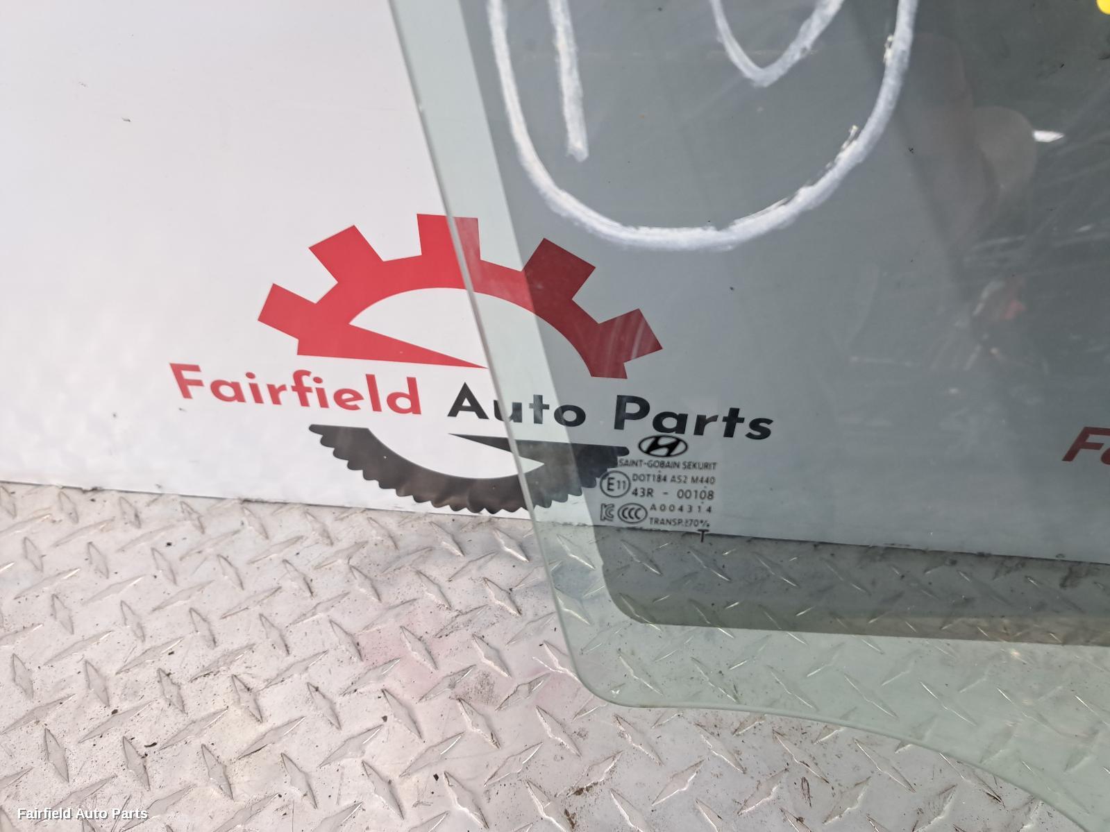 2015-2021 Hyundai Tucson Right Front Door Window