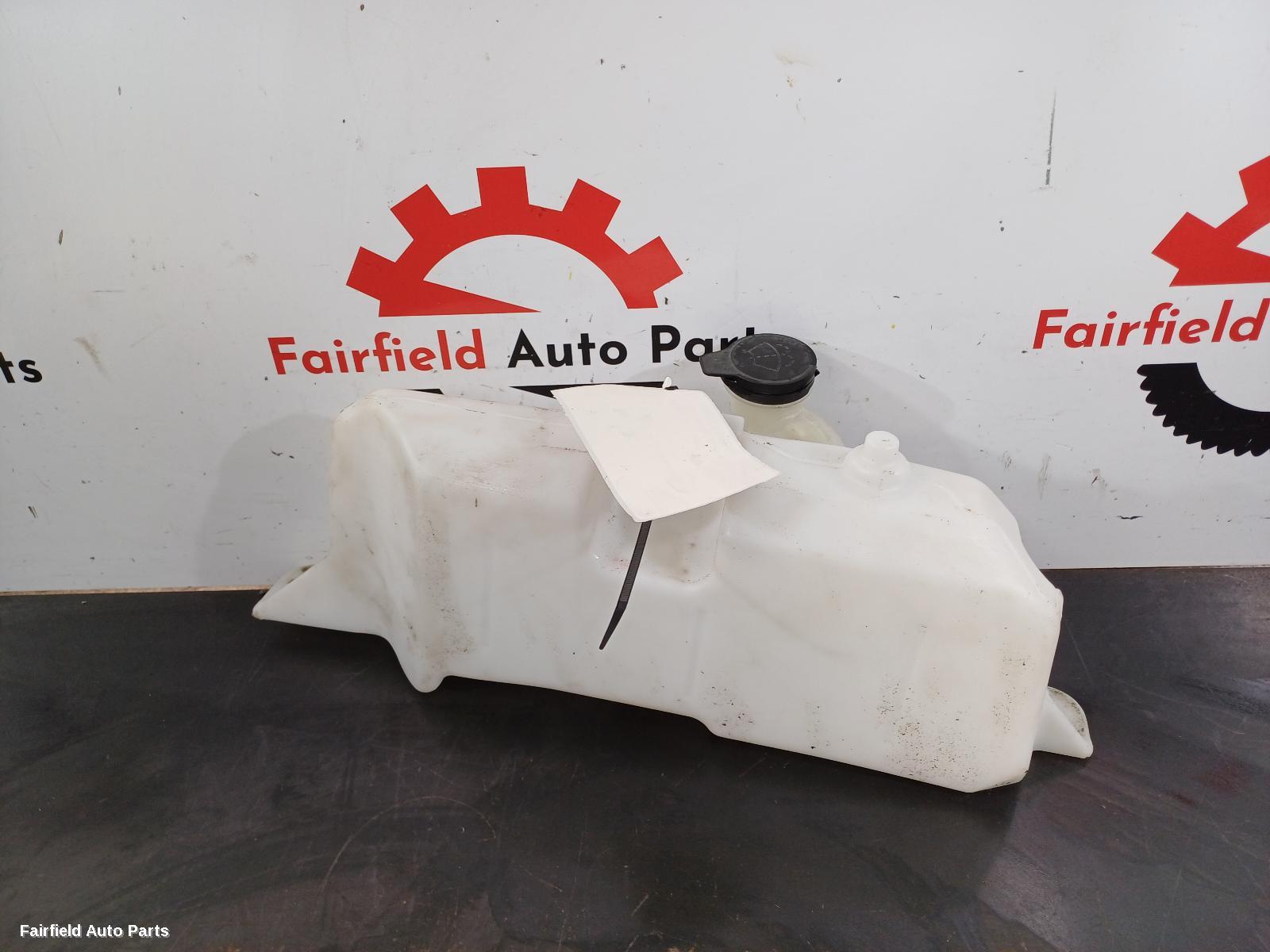 2017-2026 Ldv D90 Washer Bottle