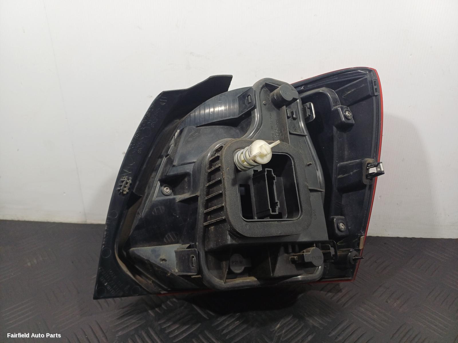 2010-2014 Volkswagen Polo Left Taillight