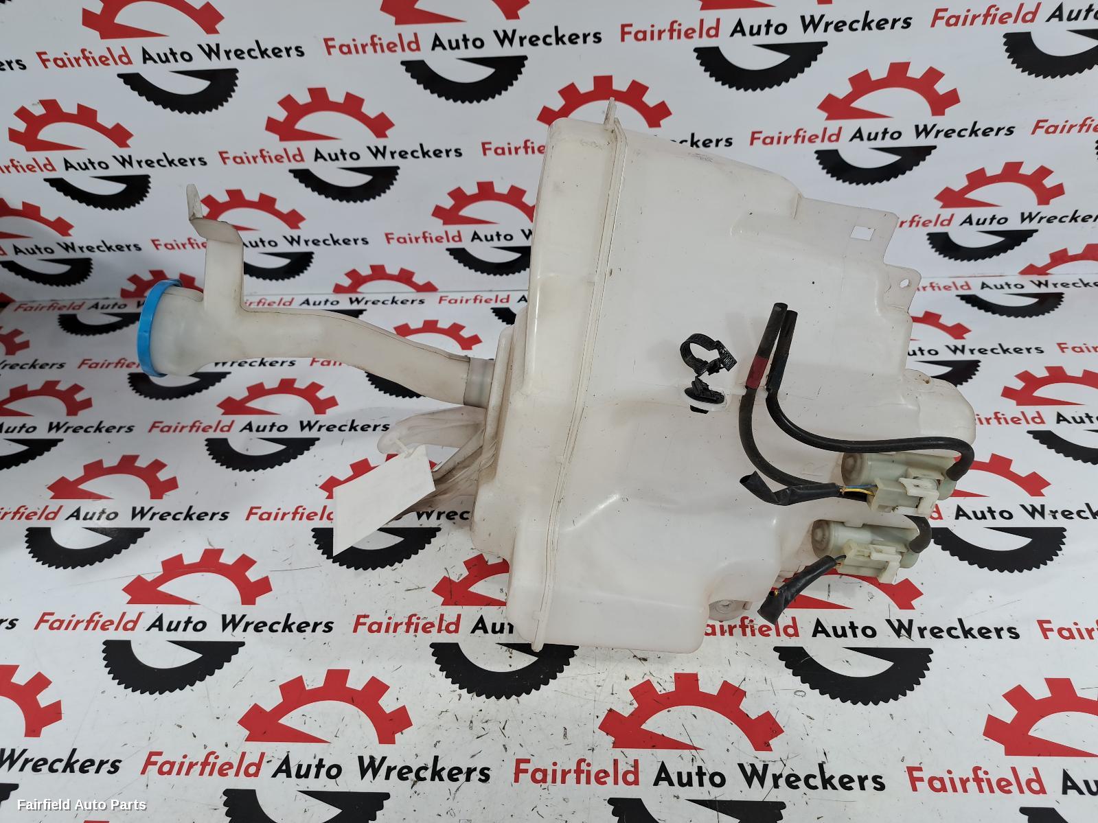 2012-2018 Suzuki Vitara Washer Bottle