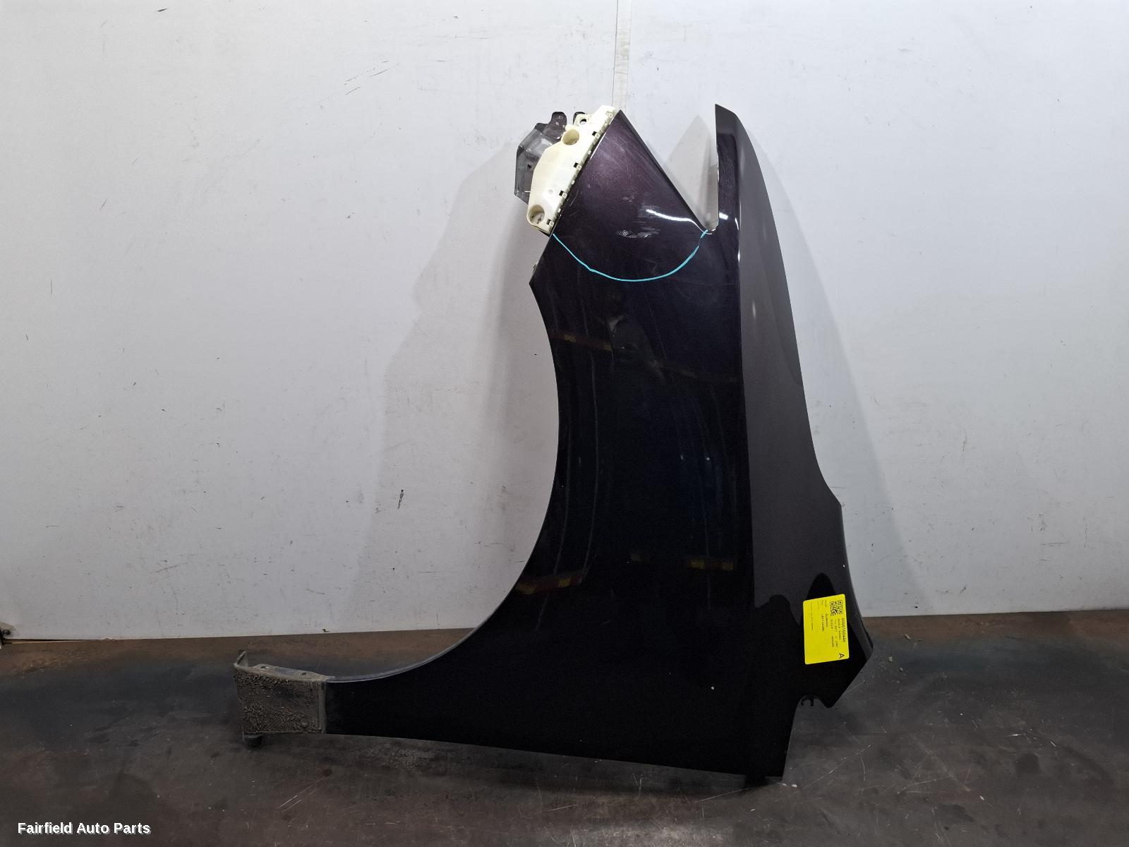 2010-2022 Nissan Elgrand Left Guard
