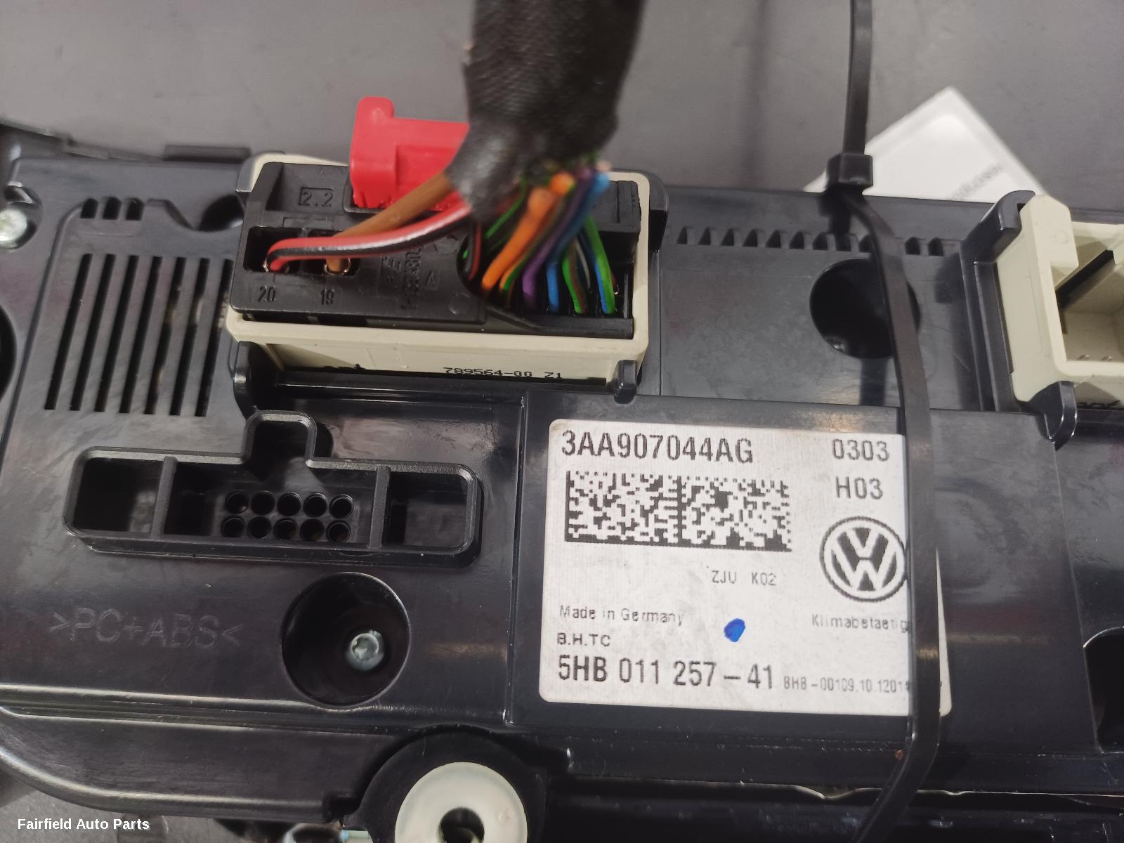 2006-2015 Volkswagen Passat Heater Ac Controls