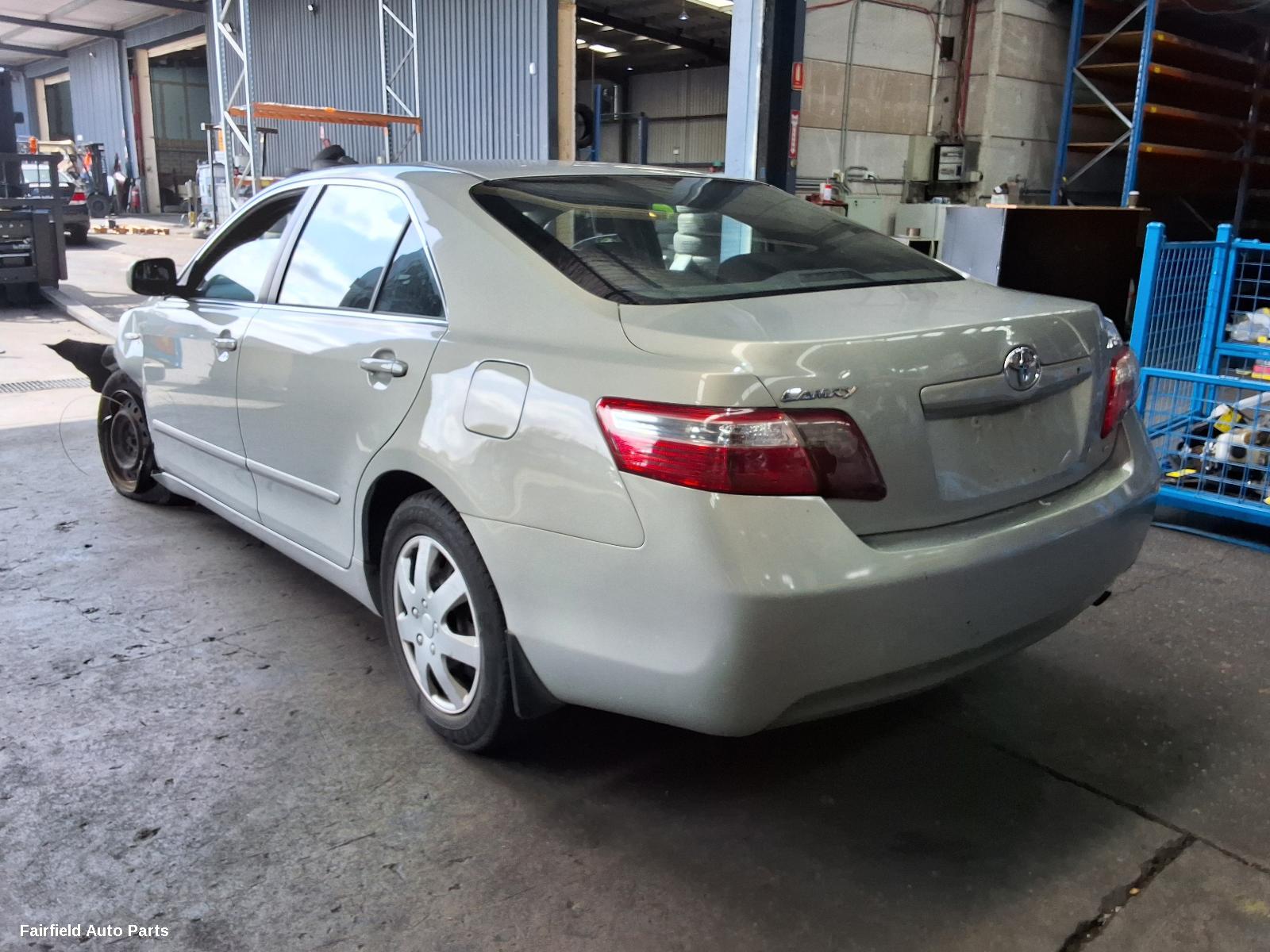 2006-2009 Toyota Camry Rear Garnish