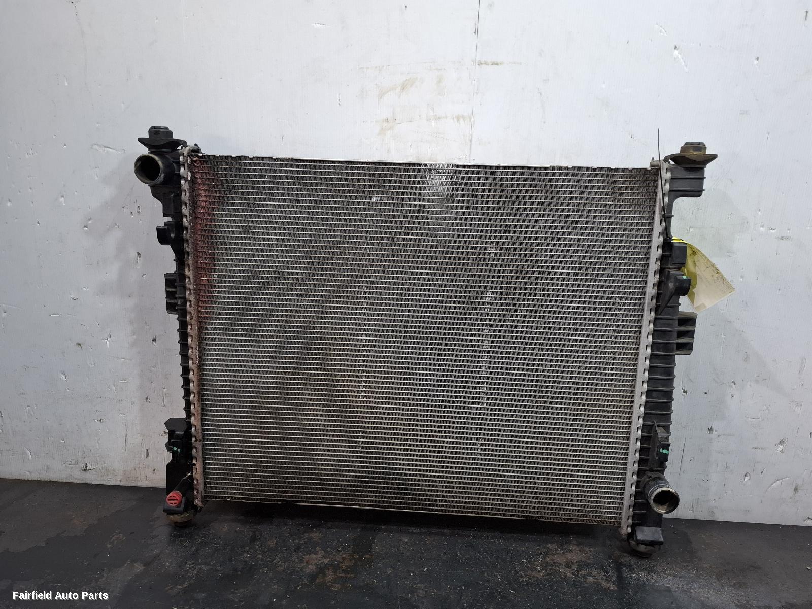 2010-2016 Jeep Grandcherokee Radiator