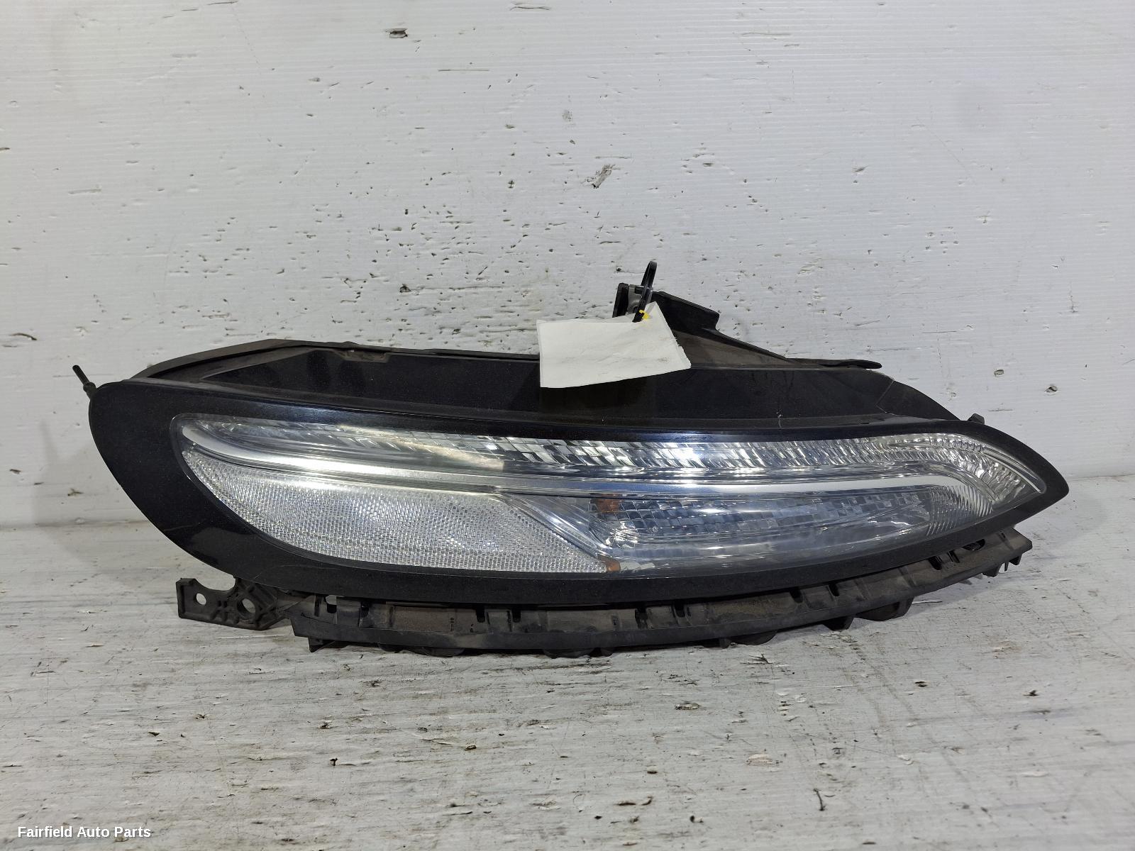 2014-2018 Jeep Cherokee Right Indicator Fog Side