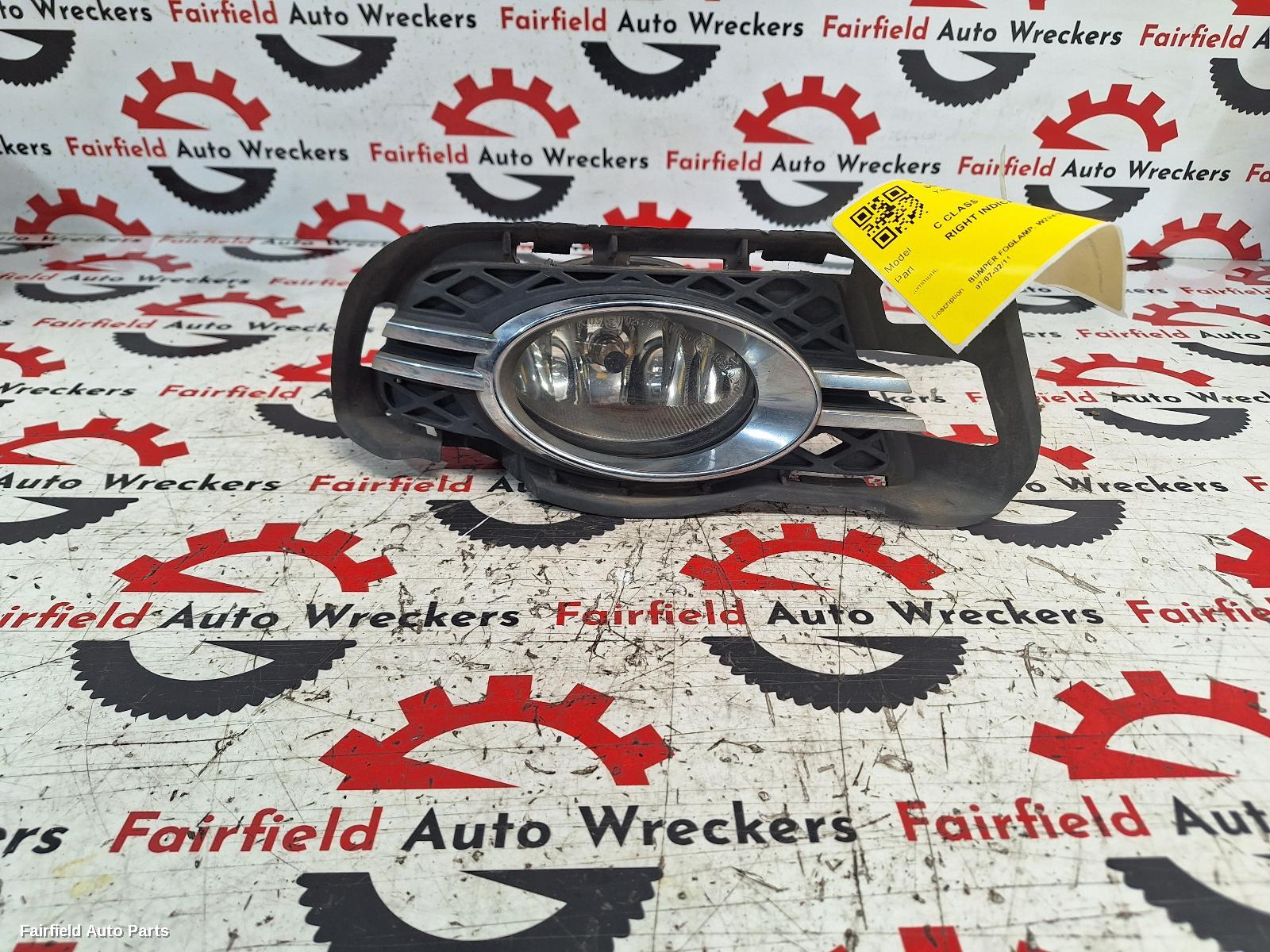 2007-2011 Mercedes C Class Right Indicator Fog Side
