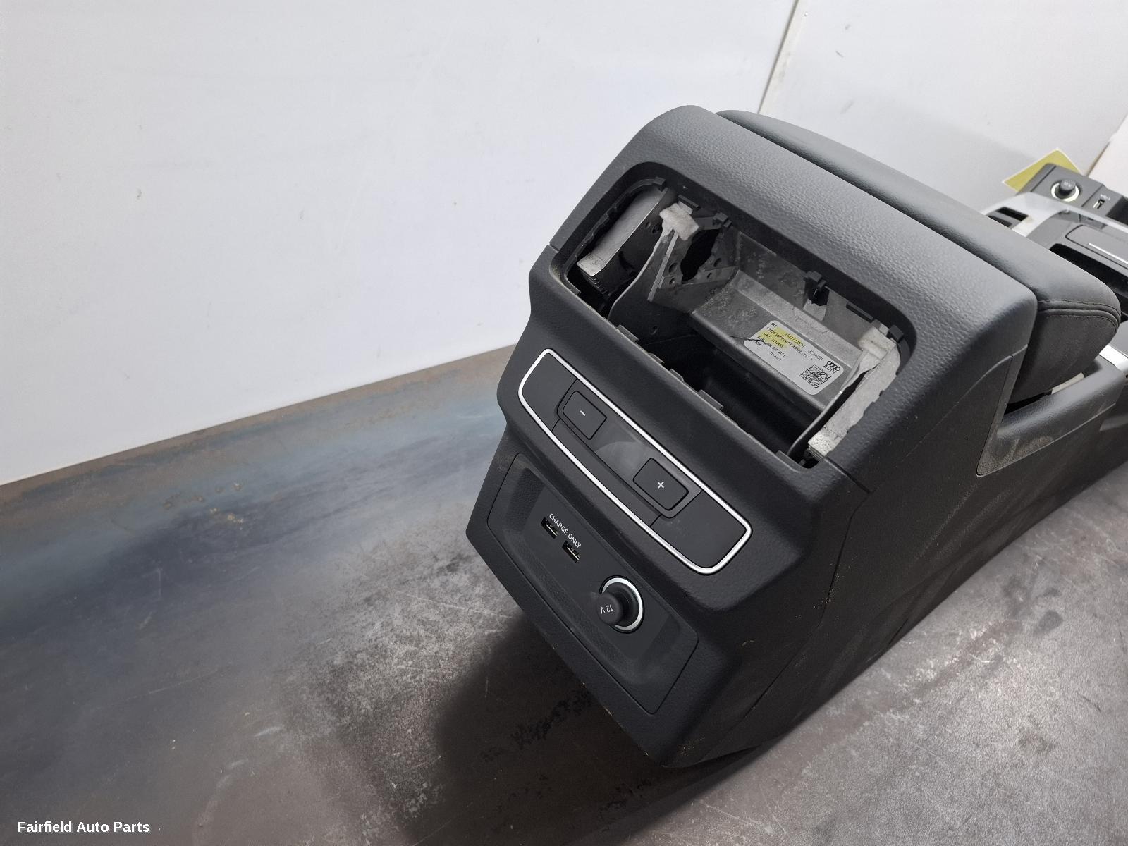 2017-2025 Audi Q5 Console