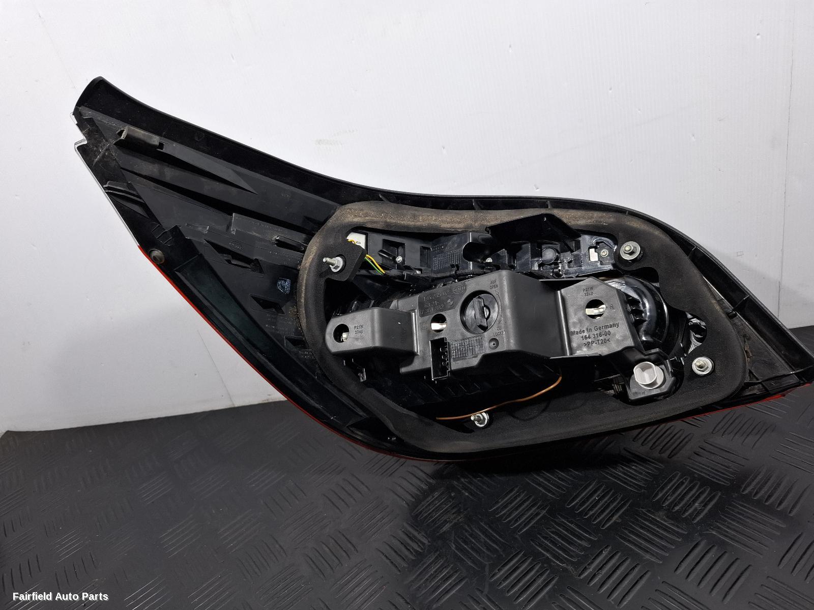 2007-2010 Bmw 5 Series Right Taillight