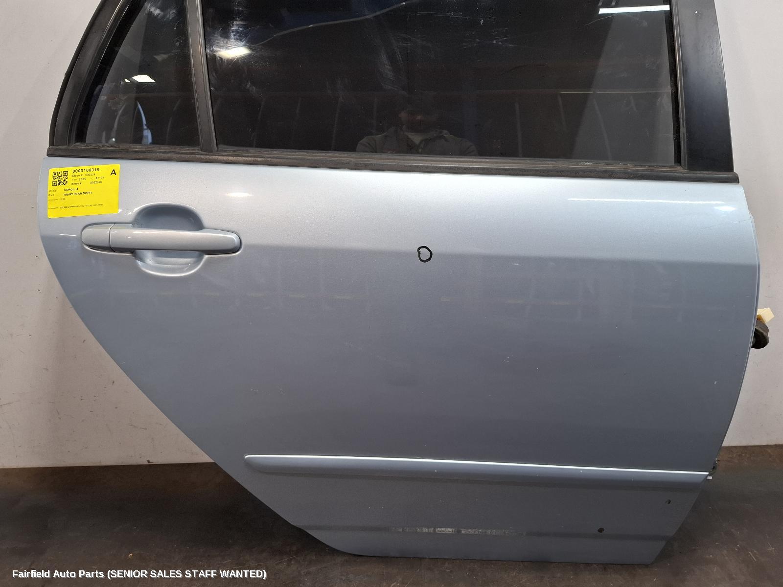 2001-2007 Toyota Corolla Right Rear Door Sliding