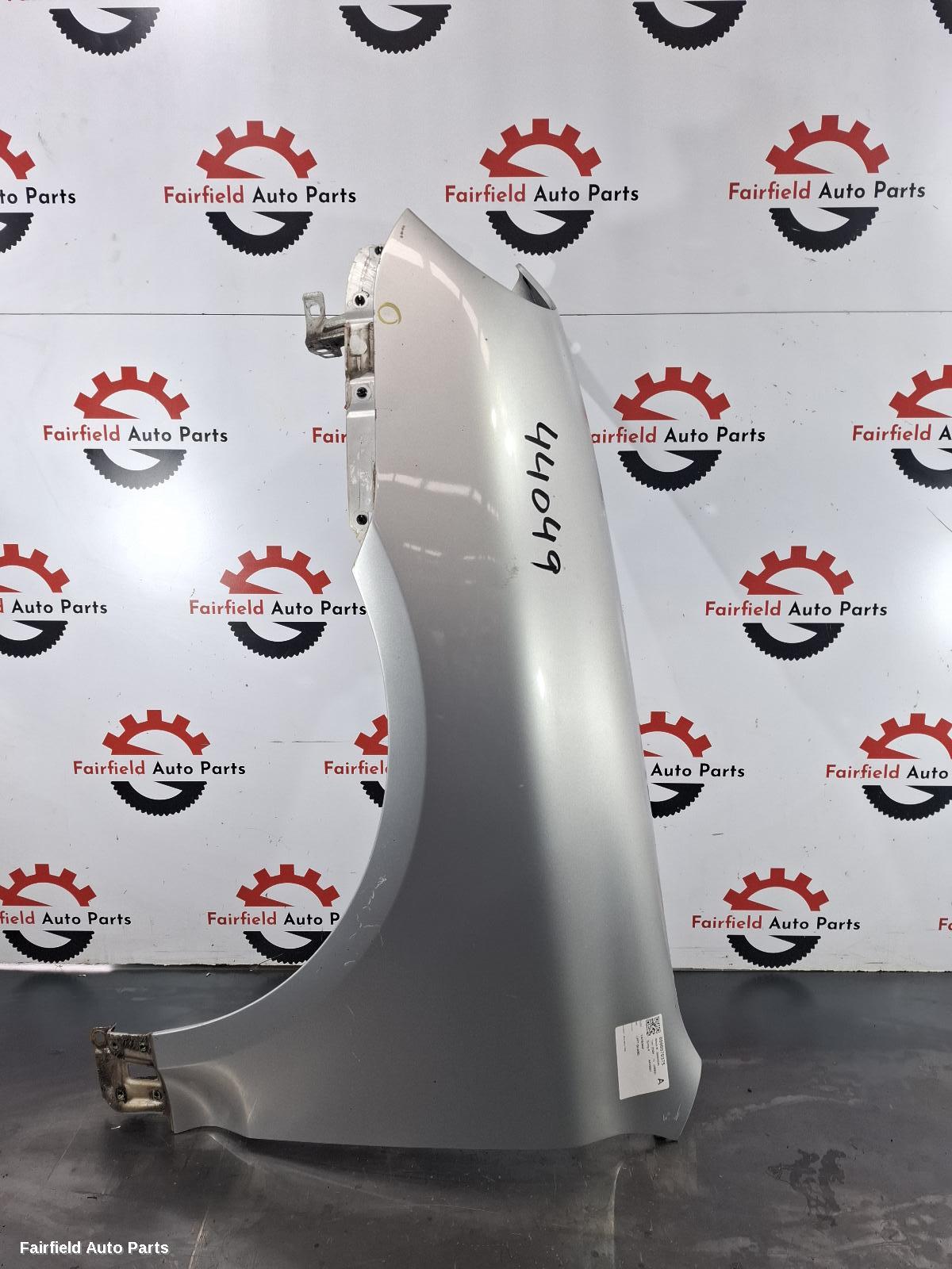 2003-2006 Porsche Cayenne Left Guard