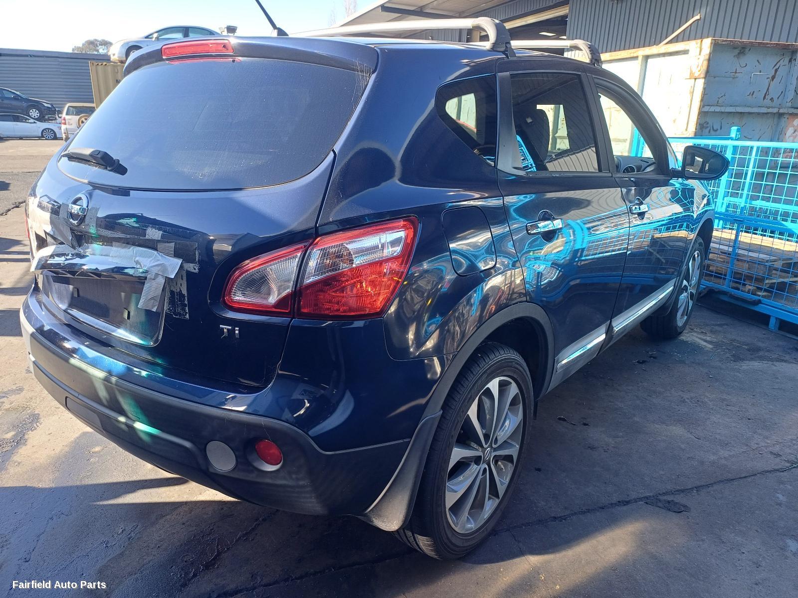 2007-2014 Nissan Dualis Left Indicator Fog Side