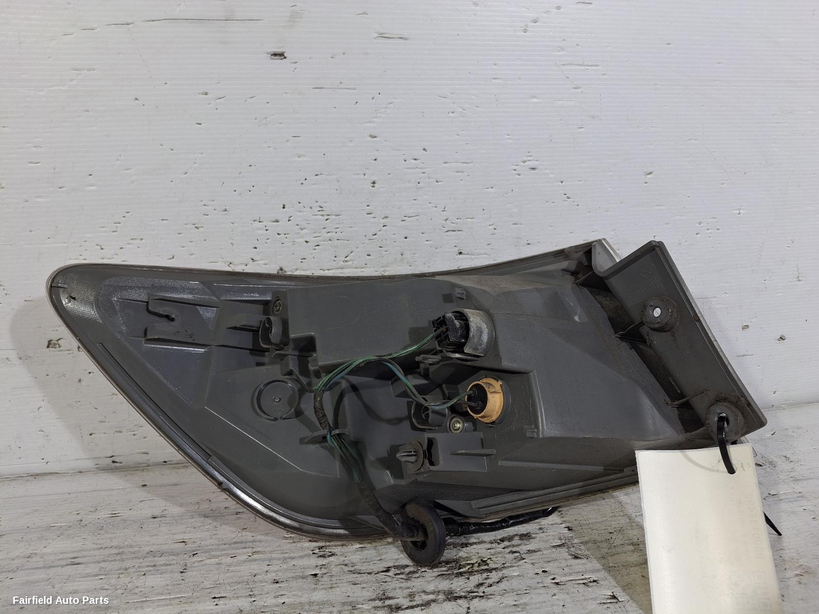 2007-2009 Mazda Cx9 Right Taillight