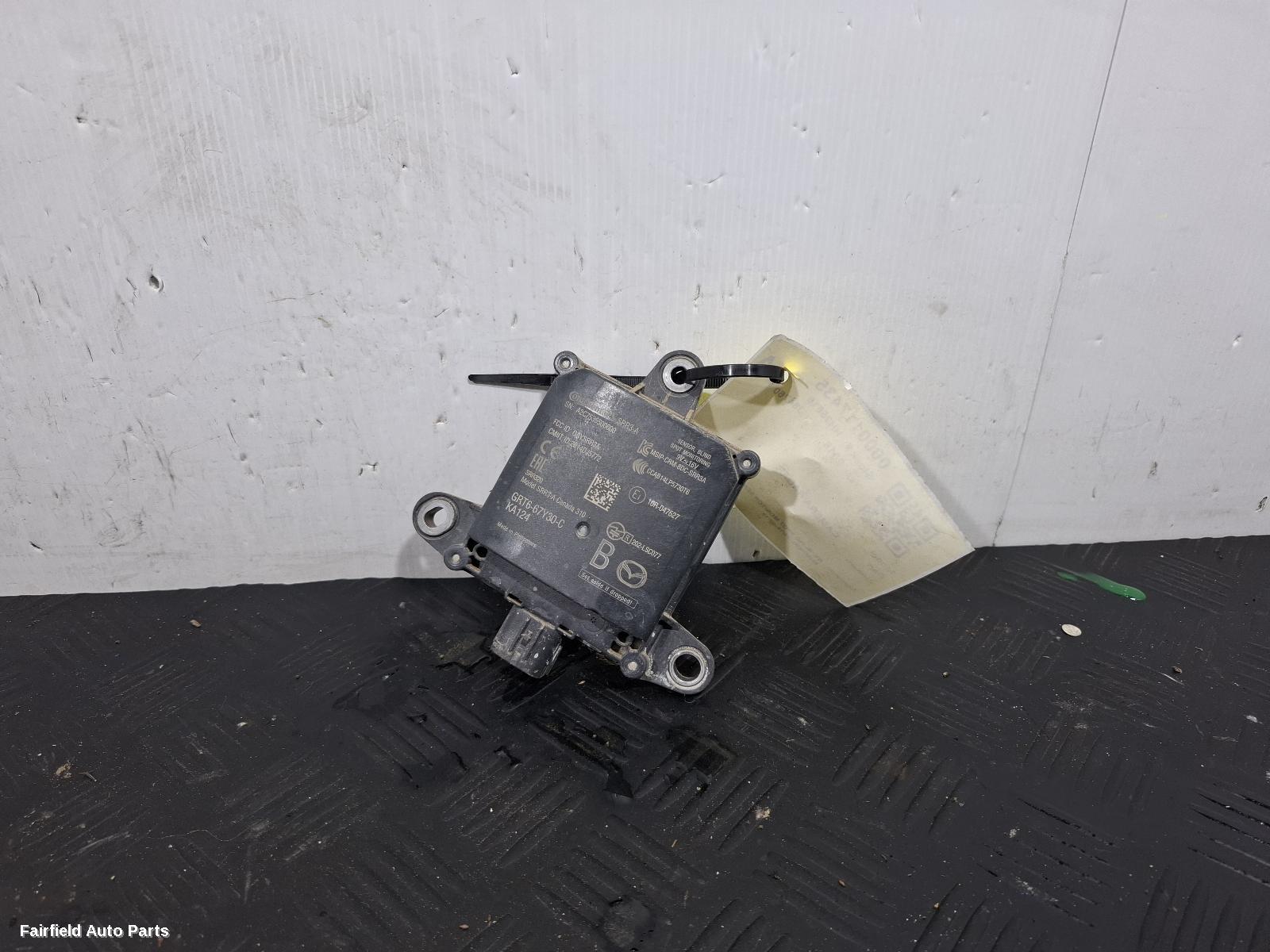 2016-2019 Mazda 3 Reverse Camera