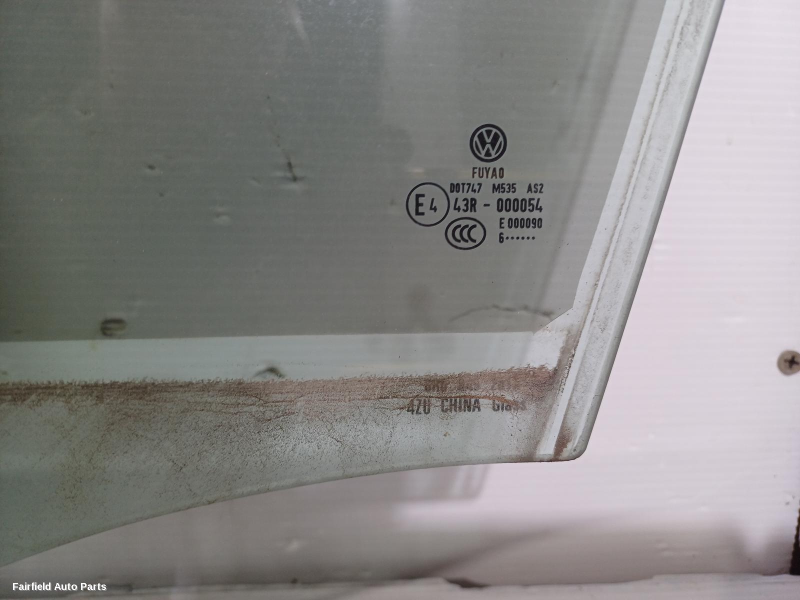 2014-2017 Volkswagen Polo Left Front Door Window