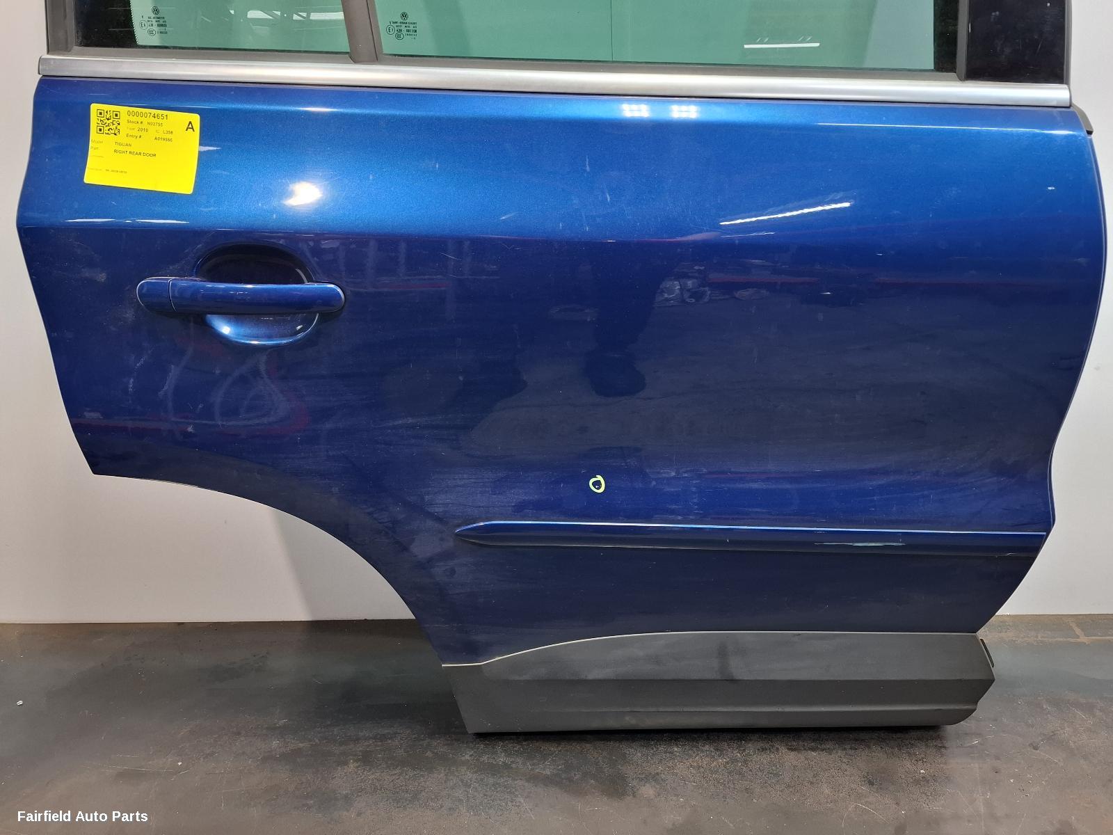 2008-2016 Volkswagen Tiguan Right Rear Door Sliding