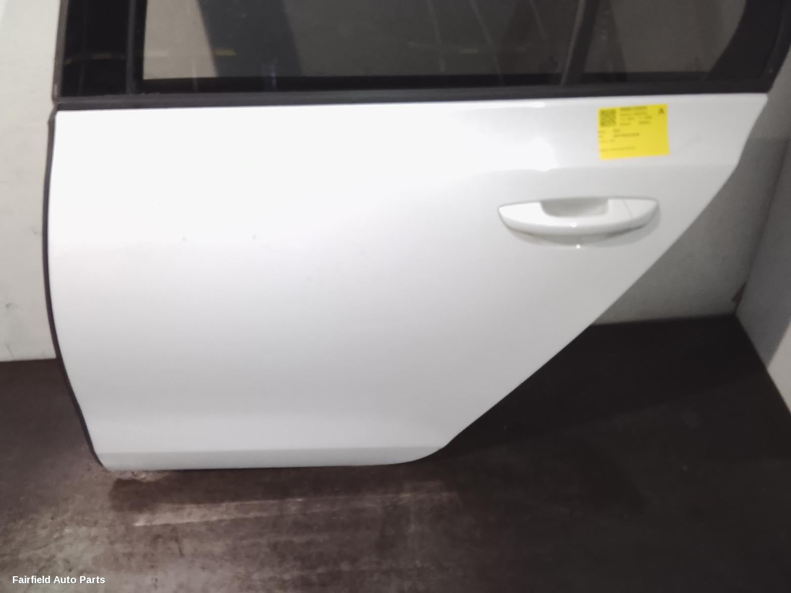 2008-2013 Volkswagen Golf Left Rear Door Sliding