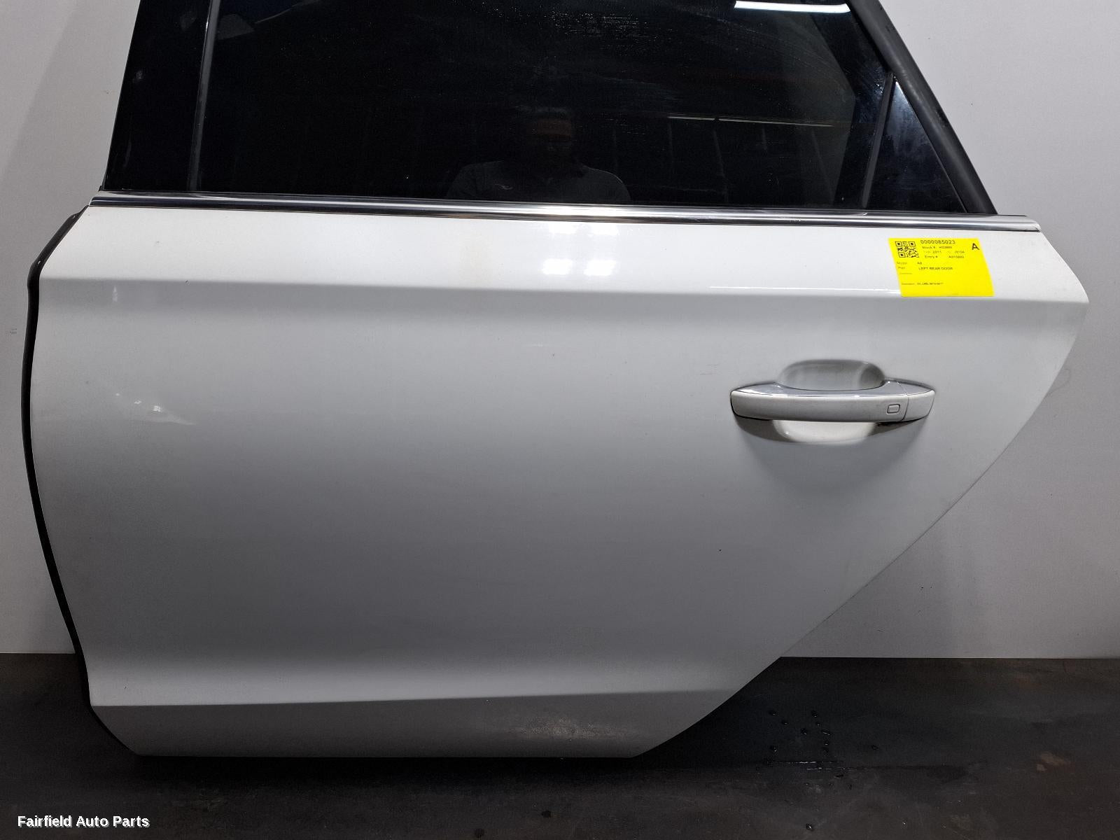 2010-2017 Audi A8 Left Rear Door Sliding