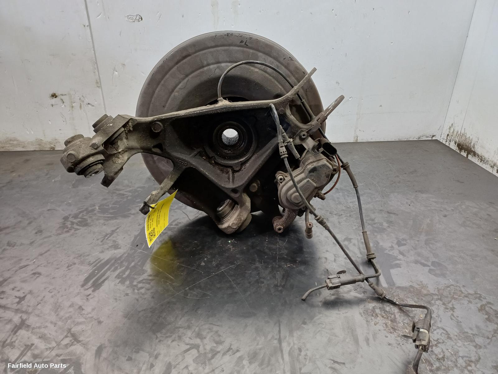 2013-2022 Land Rover Rangerover Sport Right Rear Hub Assembly