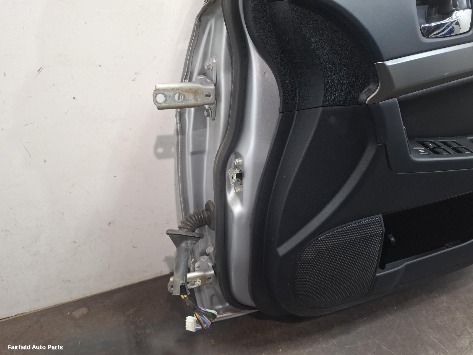 2007-2015 Mitsubishi Lancer Right Front Door