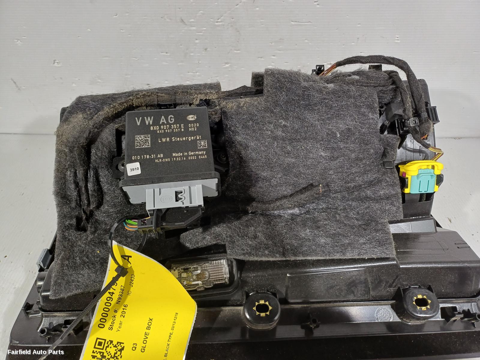 2012-2018 Audi Q3 Glove Box