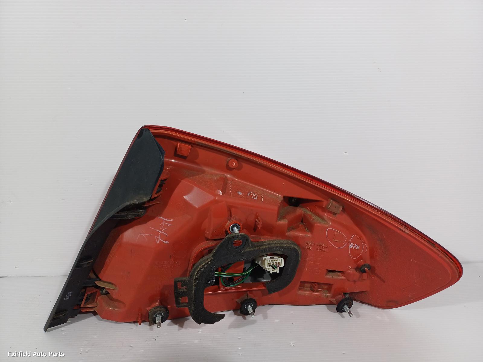 2004-2007 Nissan Skyline Left Taillight