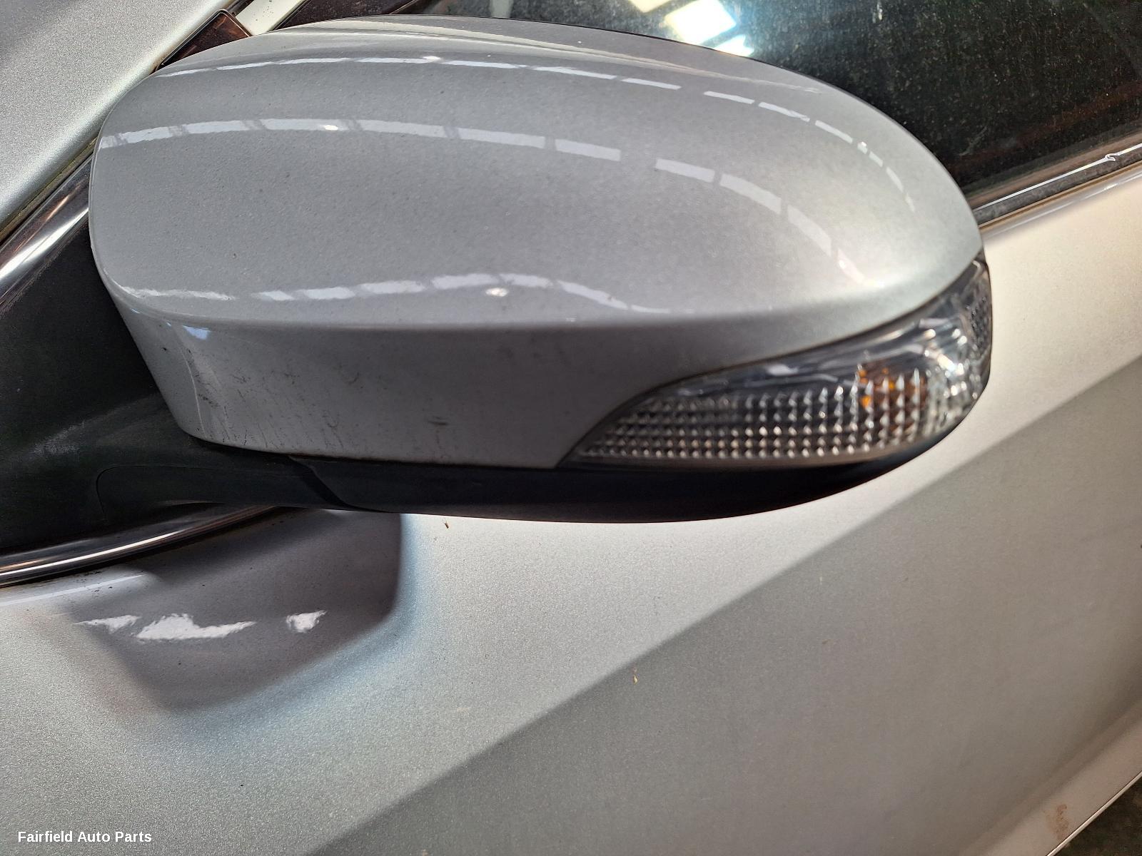 2011-2015 Toyota Camry Rear Garnish