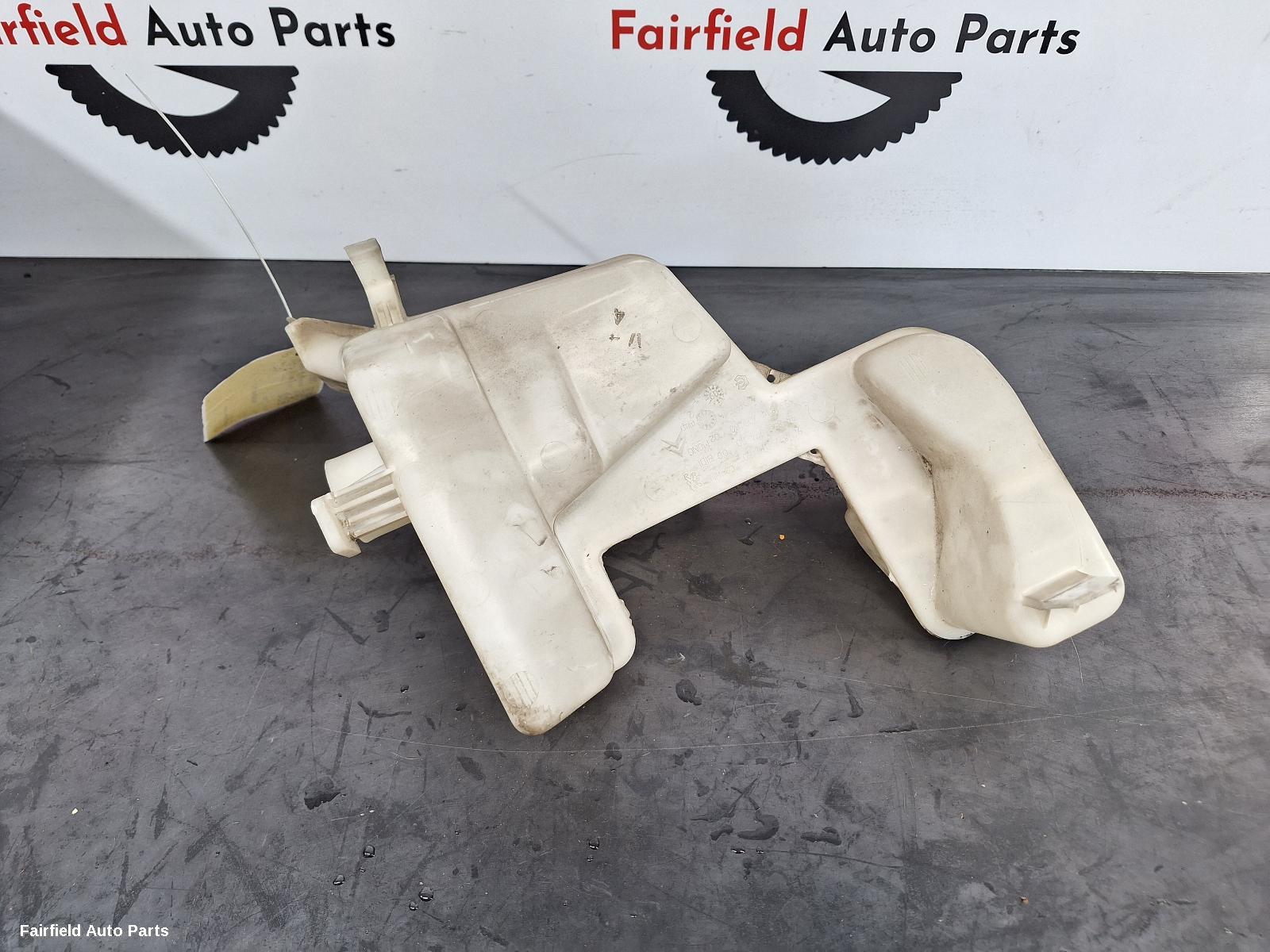 2009-2014 Peugeot 308 Washer Bottle